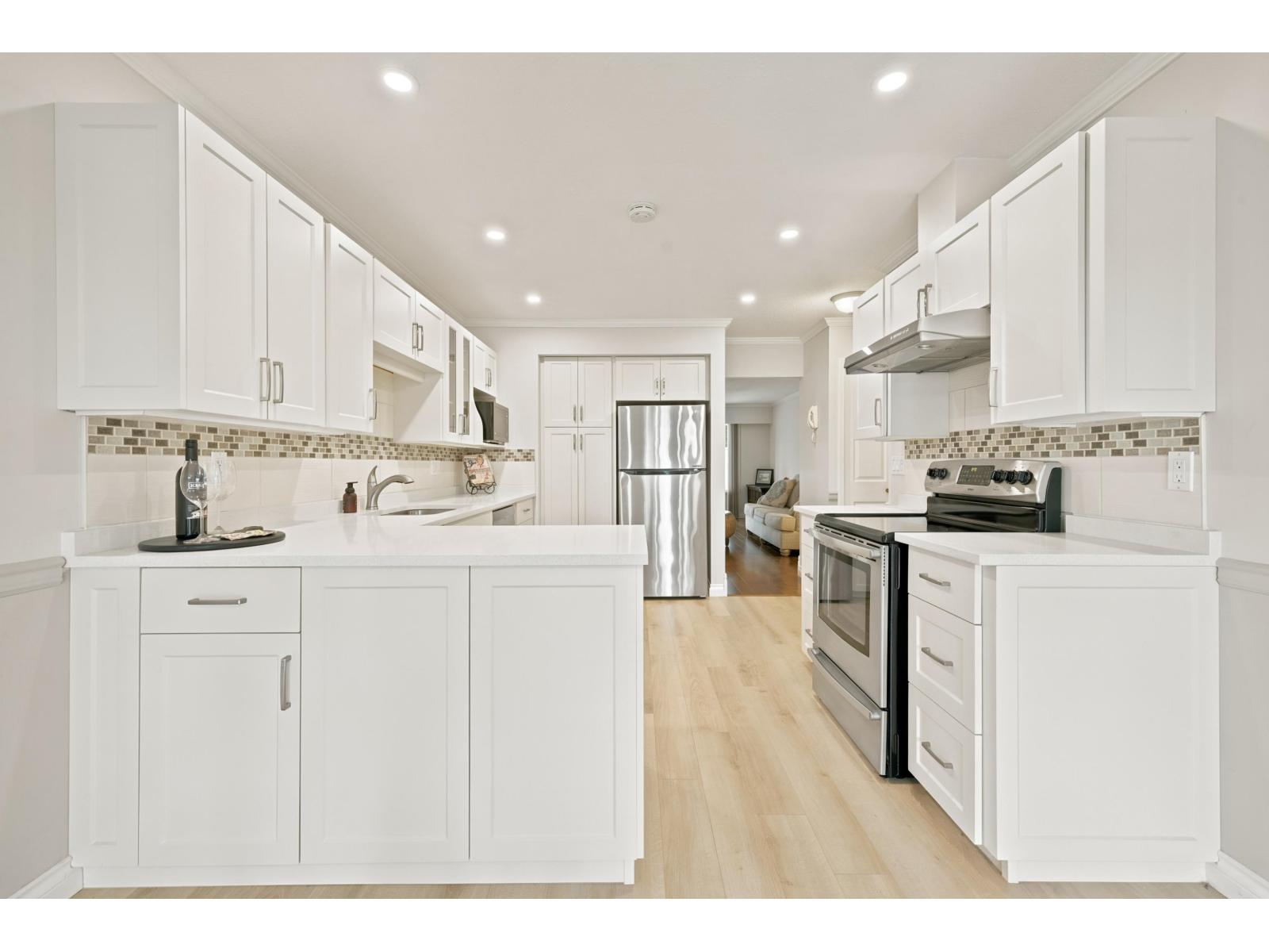 129 32691 Garibaldi Drive Property Photo 9