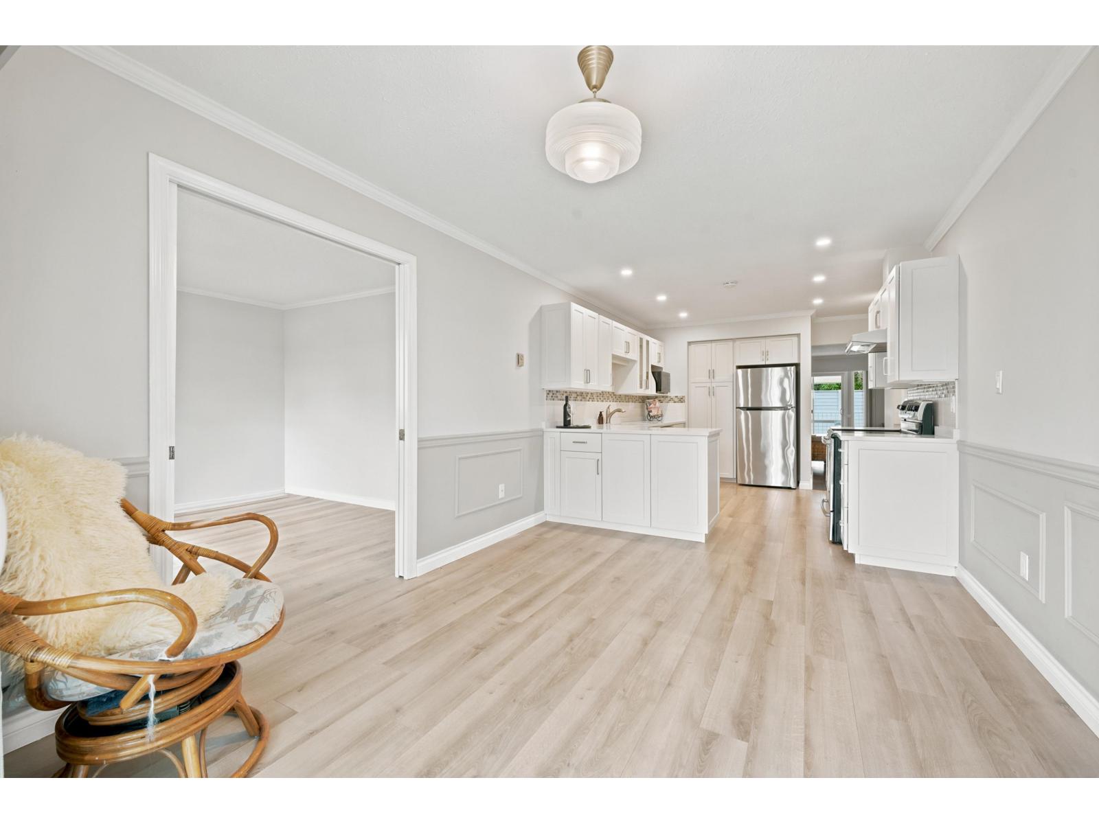 129 32691 Garibaldi Drive Property Photo 11
