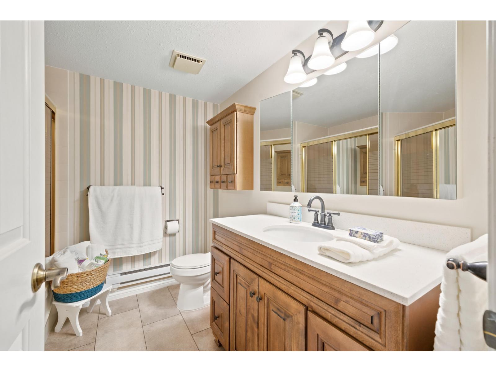 129 32691 Garibaldi Drive Property Photo 15