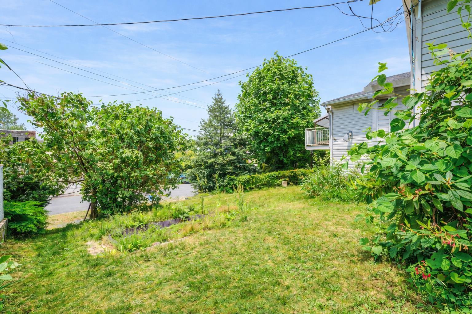 32881 1st Avenue Property Photo 4