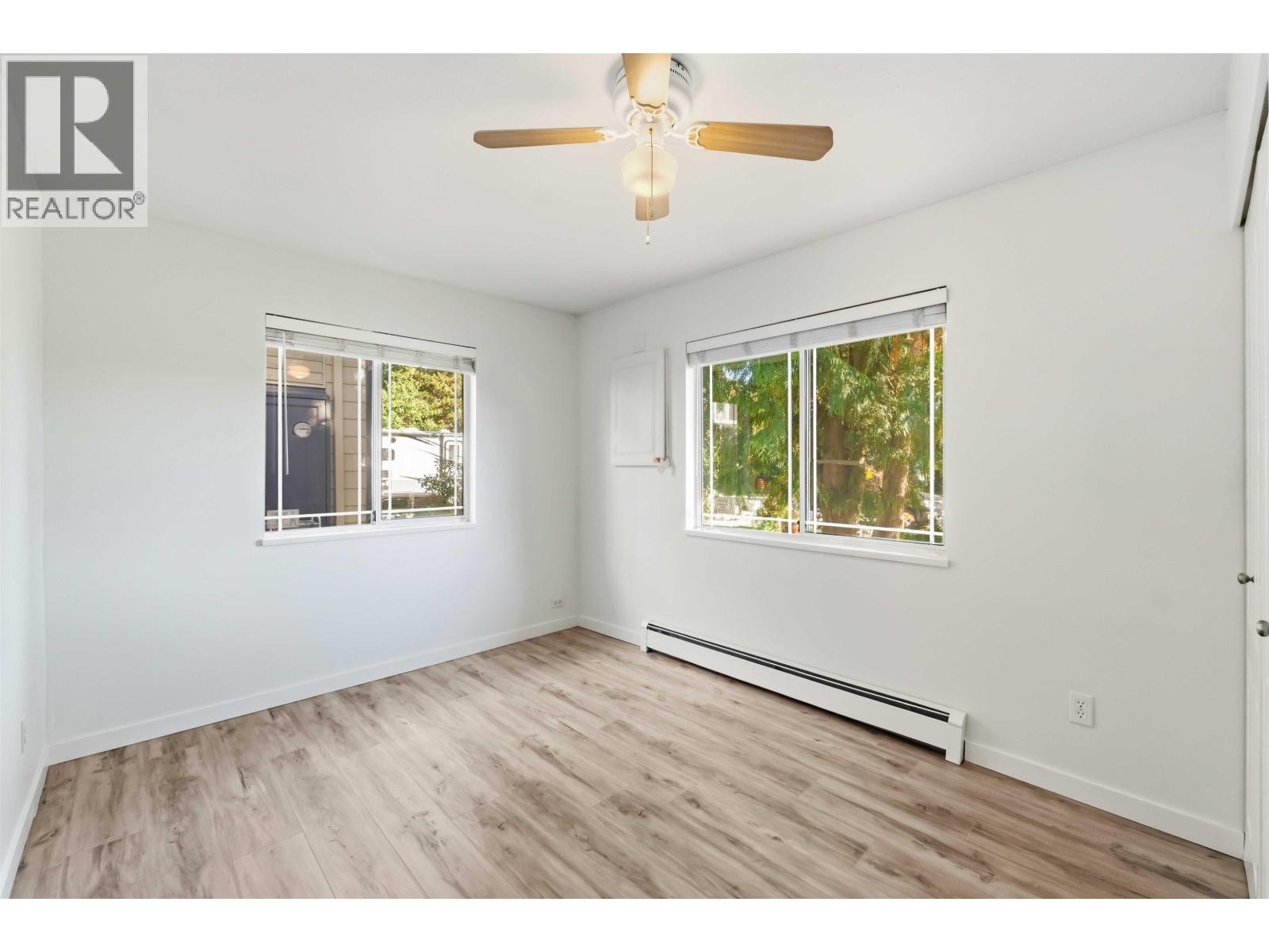 20225 Lorne Avenue Property Photo 16