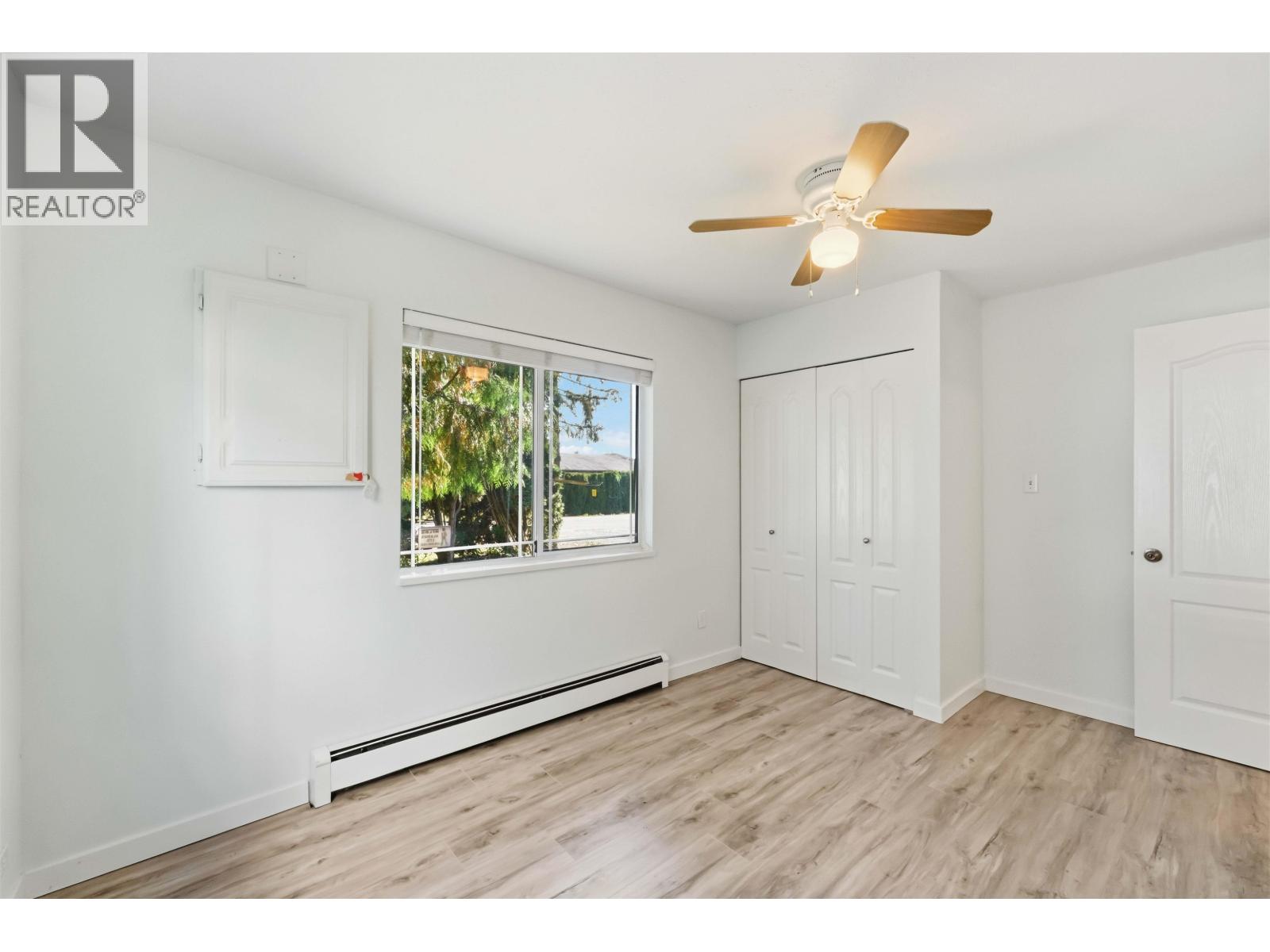 20225 Lorne Avenue Property Photo 17