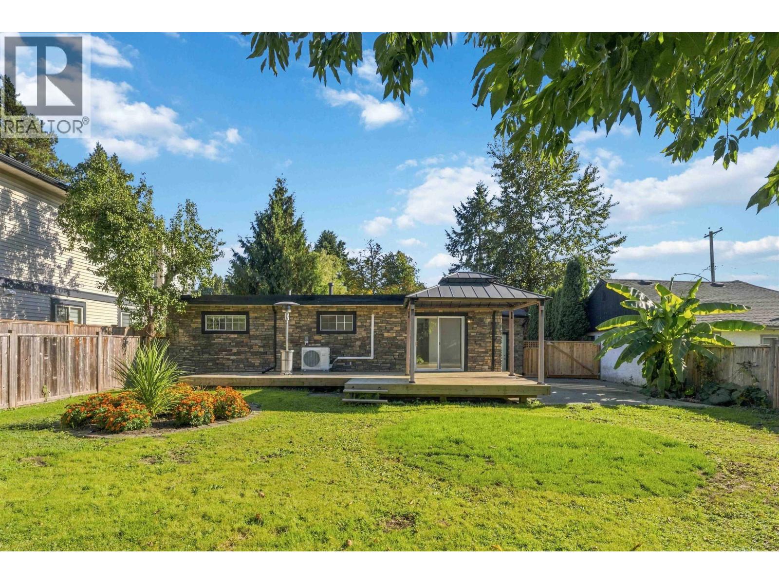 20225 Lorne Avenue Property Photo 32