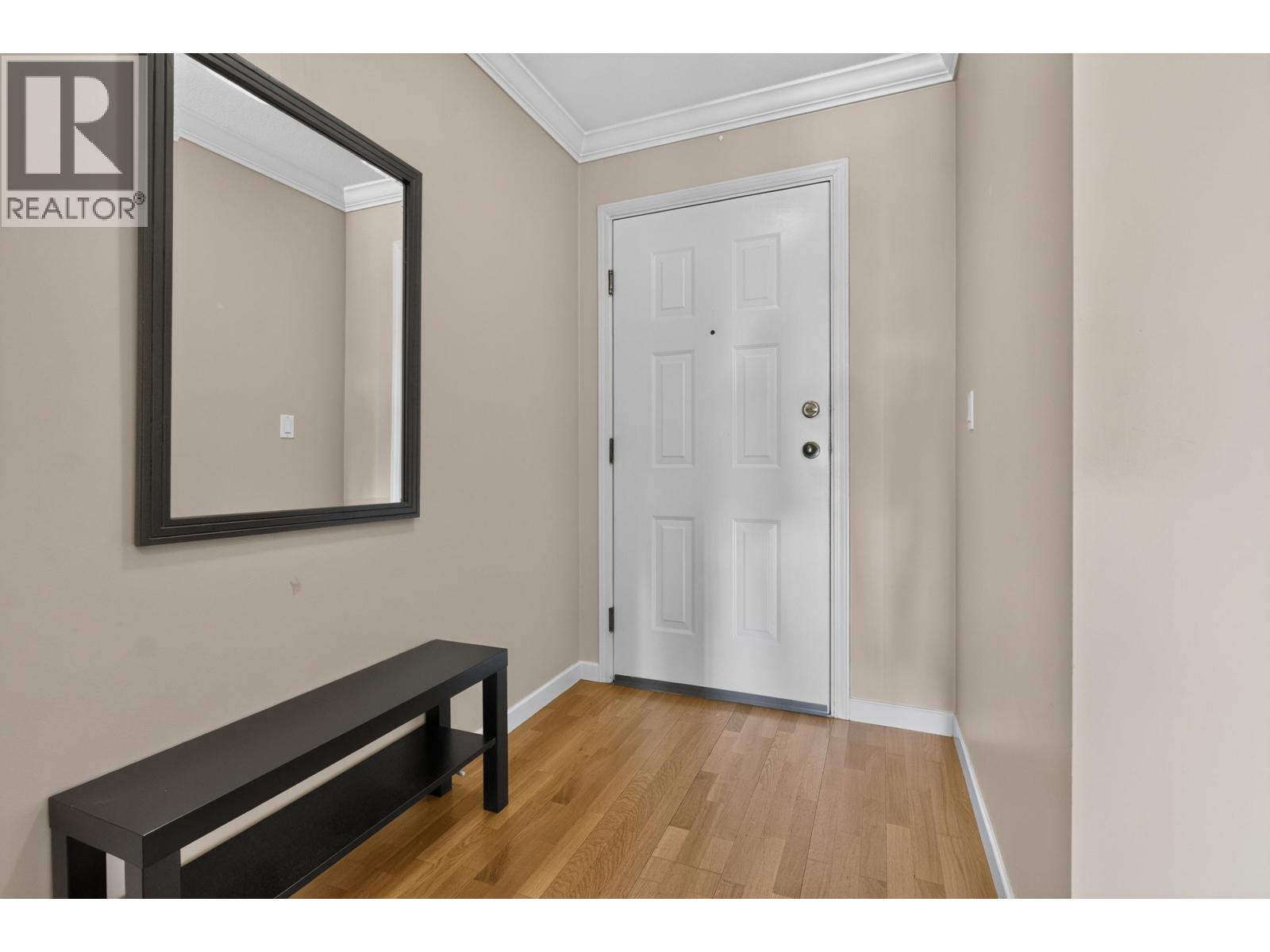 101 455 Bromley Street Property Photo 3