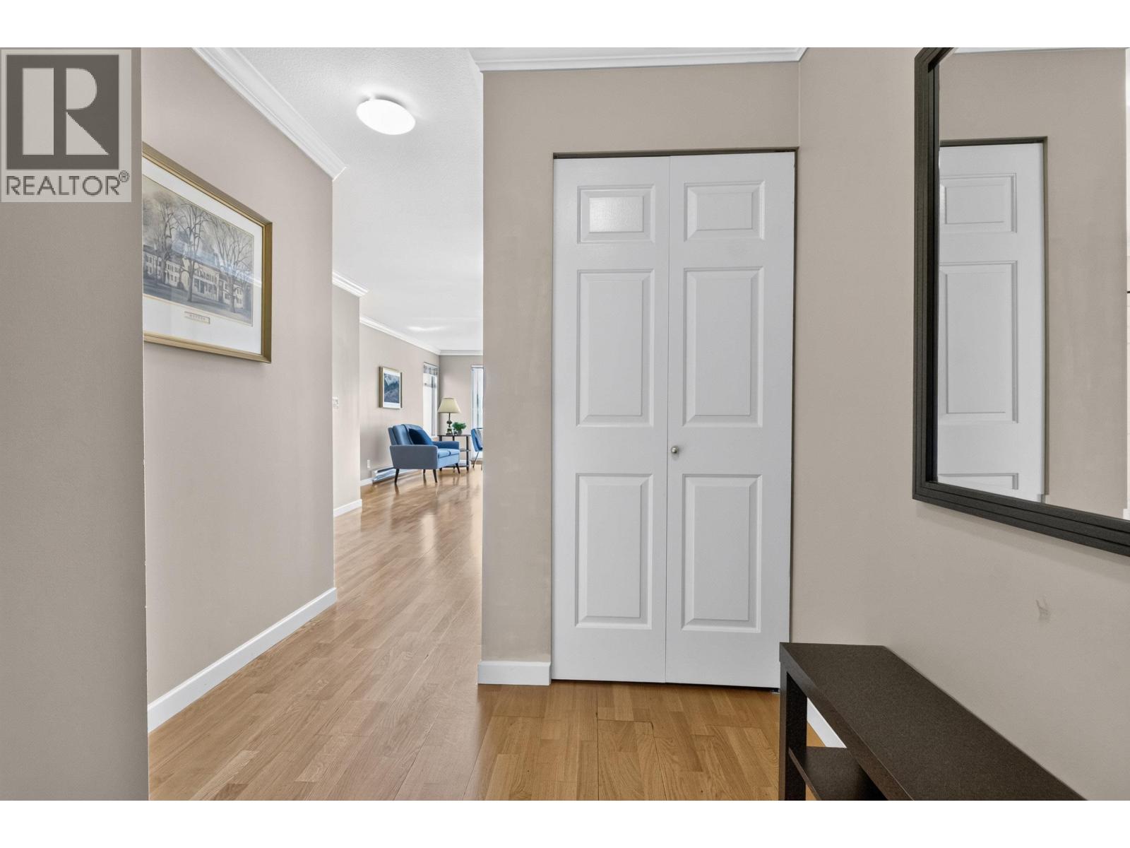 101 455 Bromley Street Property Photo 4