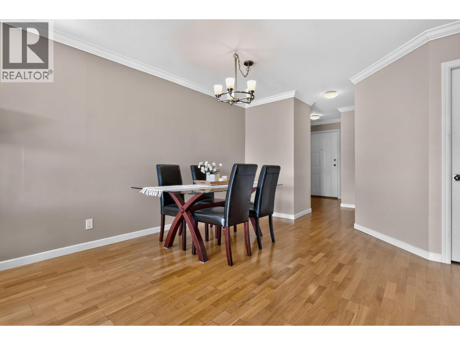 101 455 Bromley Street Property Photo 8