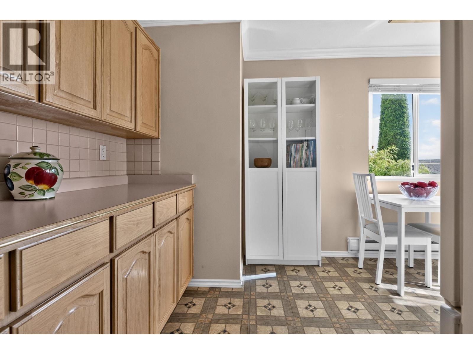 101 455 Bromley Street Property Photo 19