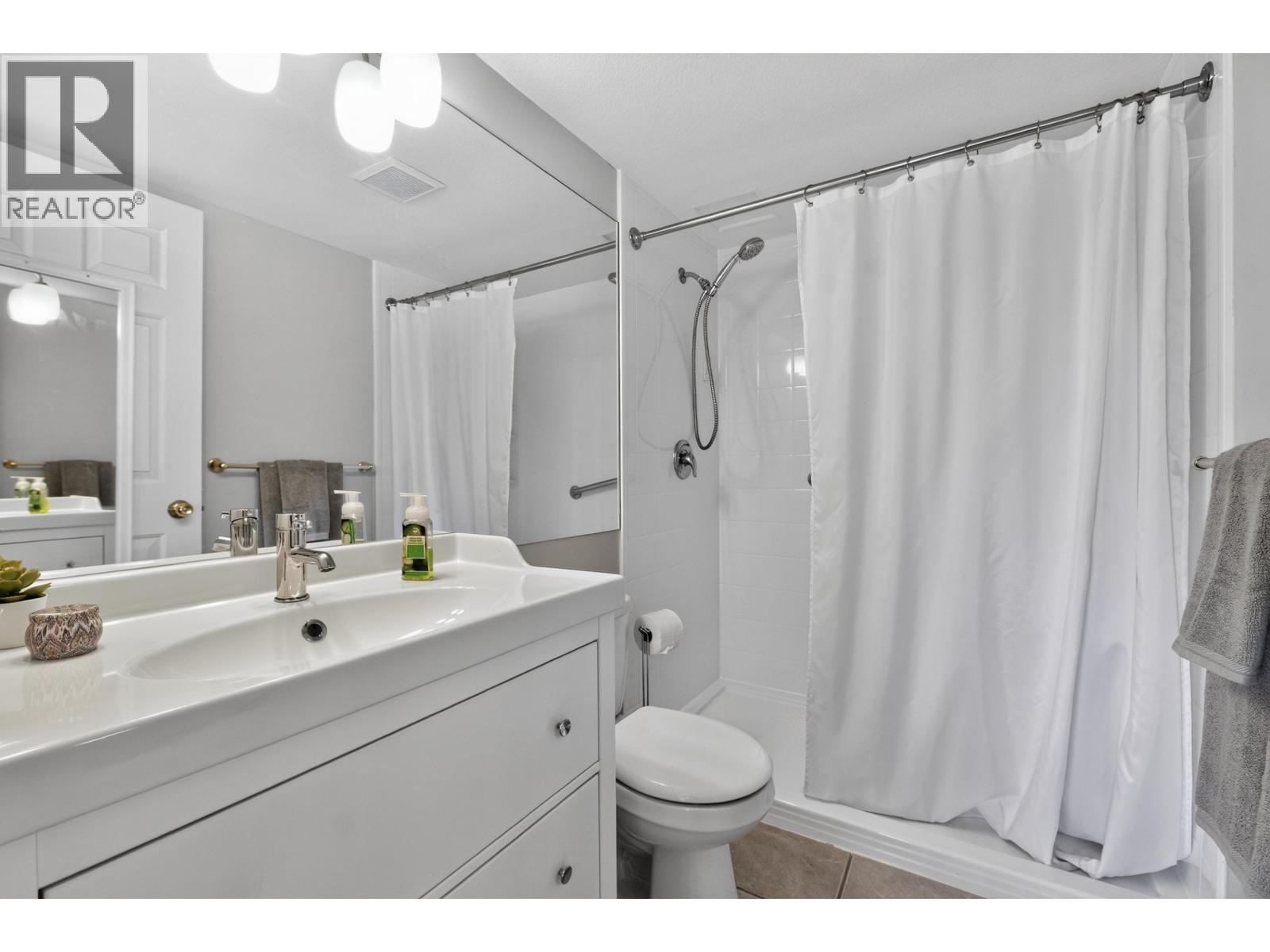 101 455 Bromley Street Property Photo 32