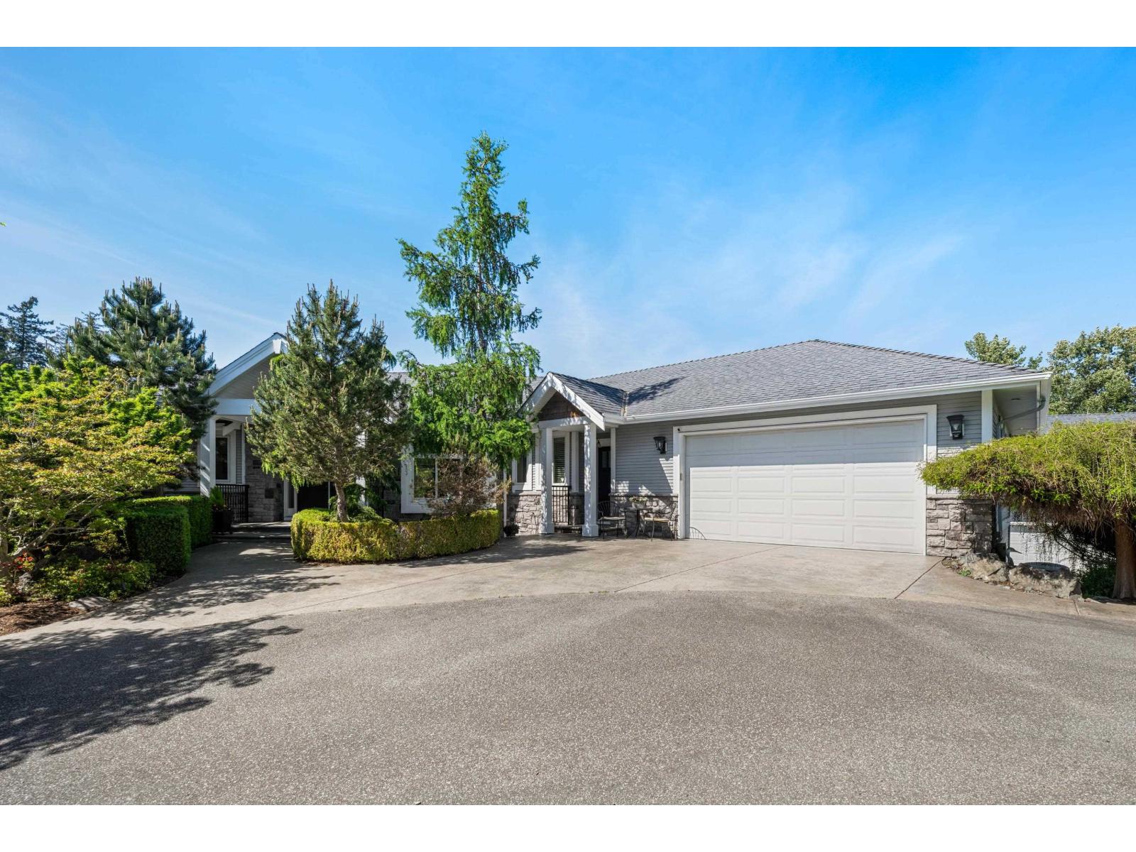 23107 80 Avenue Property Photo 4