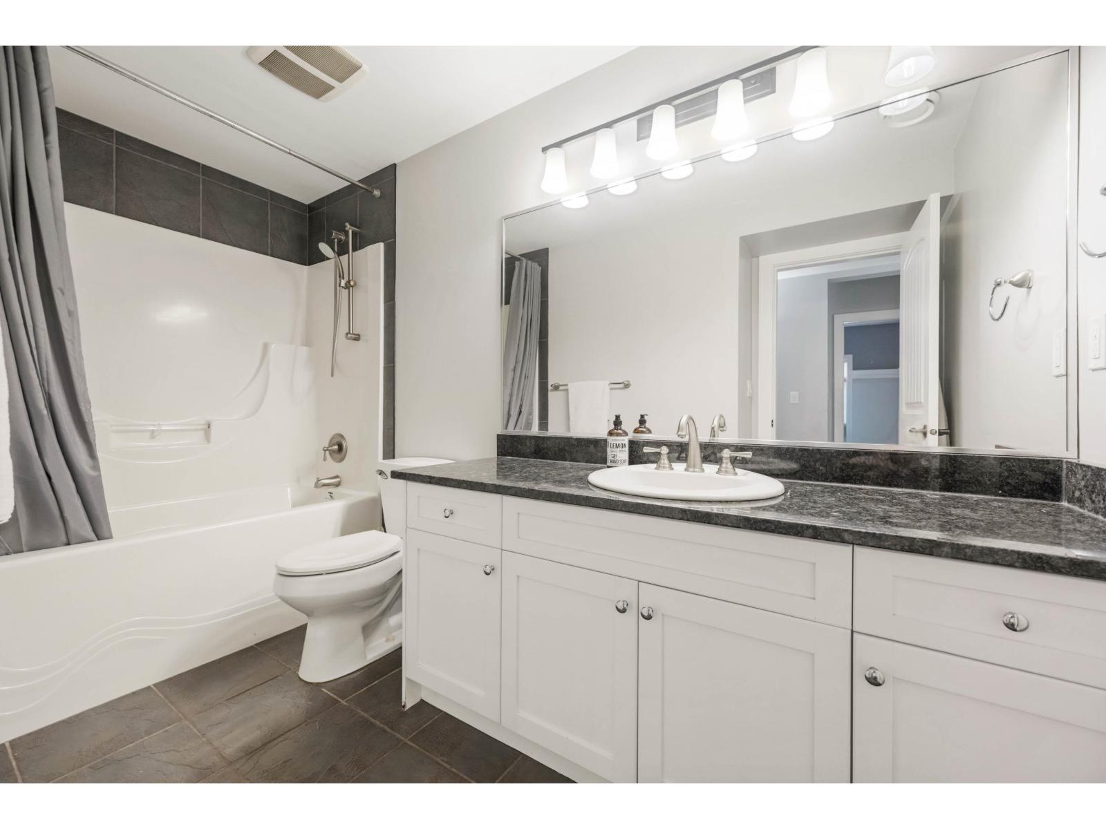 23107 80 Avenue Property Photo 23