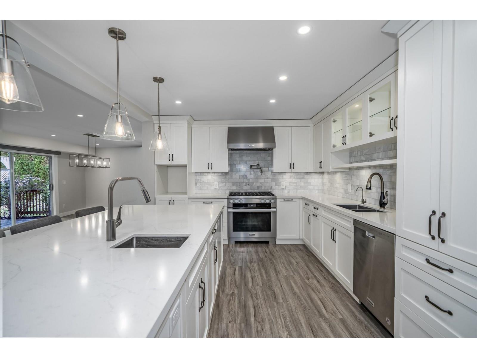 5757 244b Street Property Photo 11
