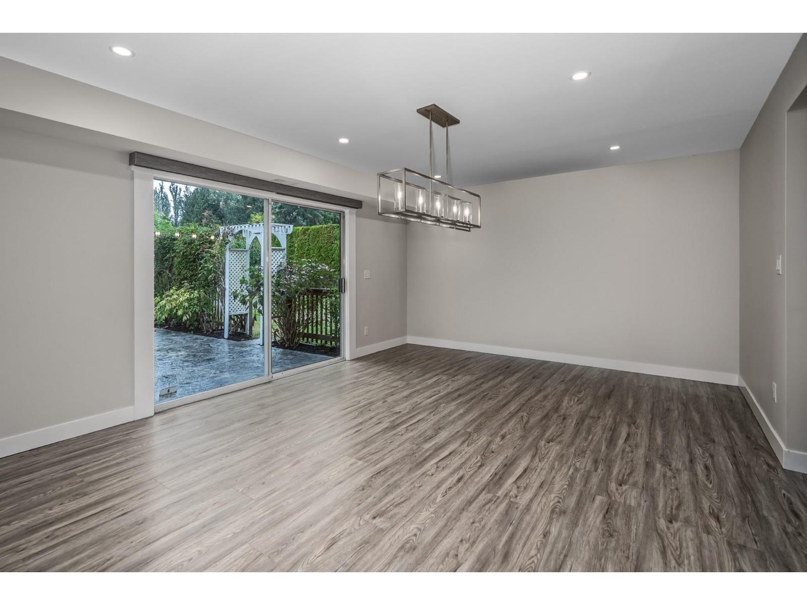 5757 244b Street Property Photo 16