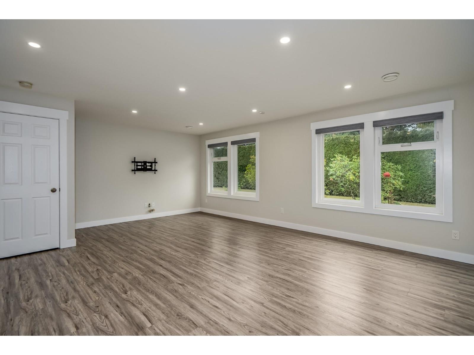 5757 244b Street Property Photo 22