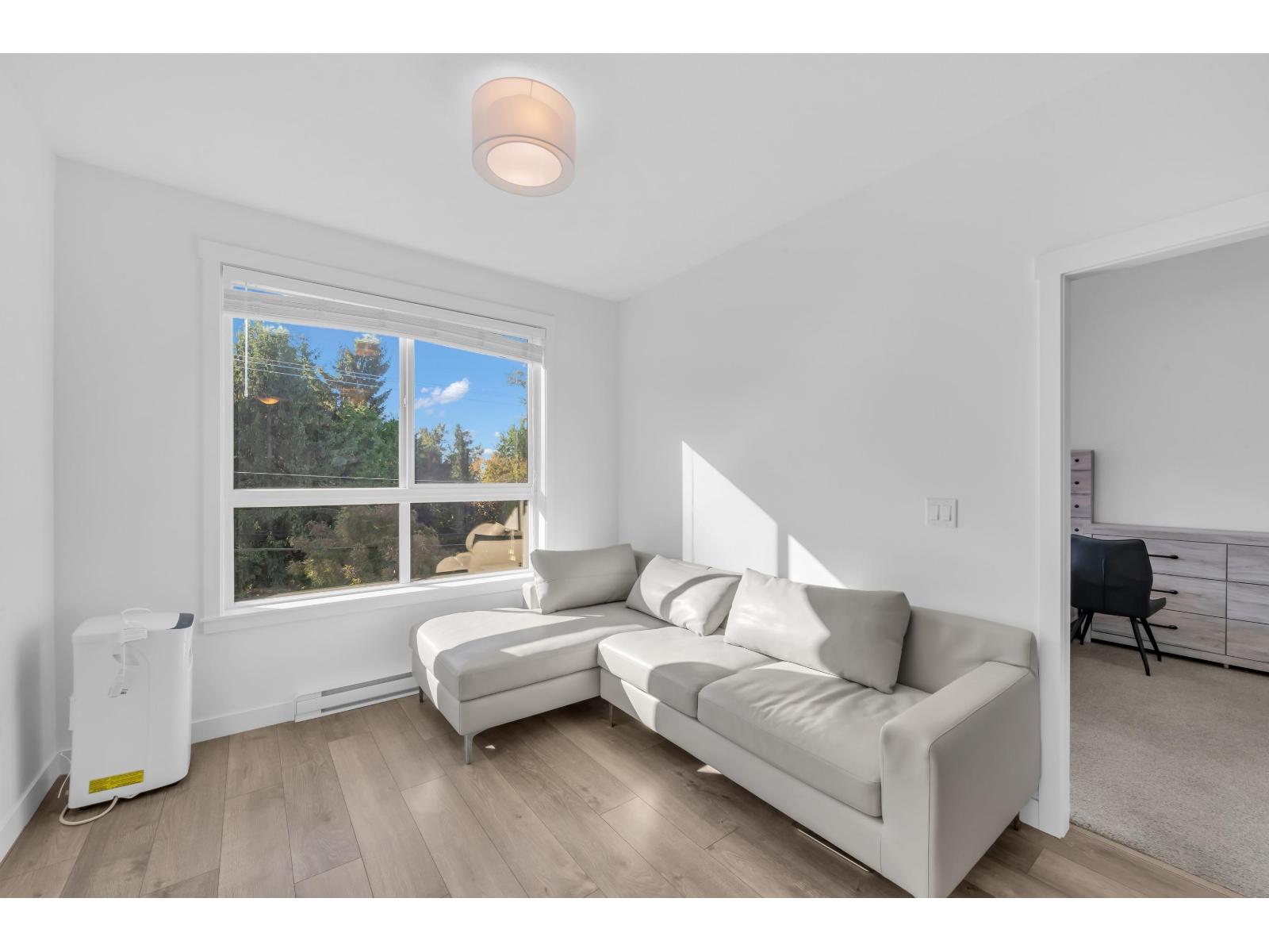 309 20362 72b Avenue Property Photo 13