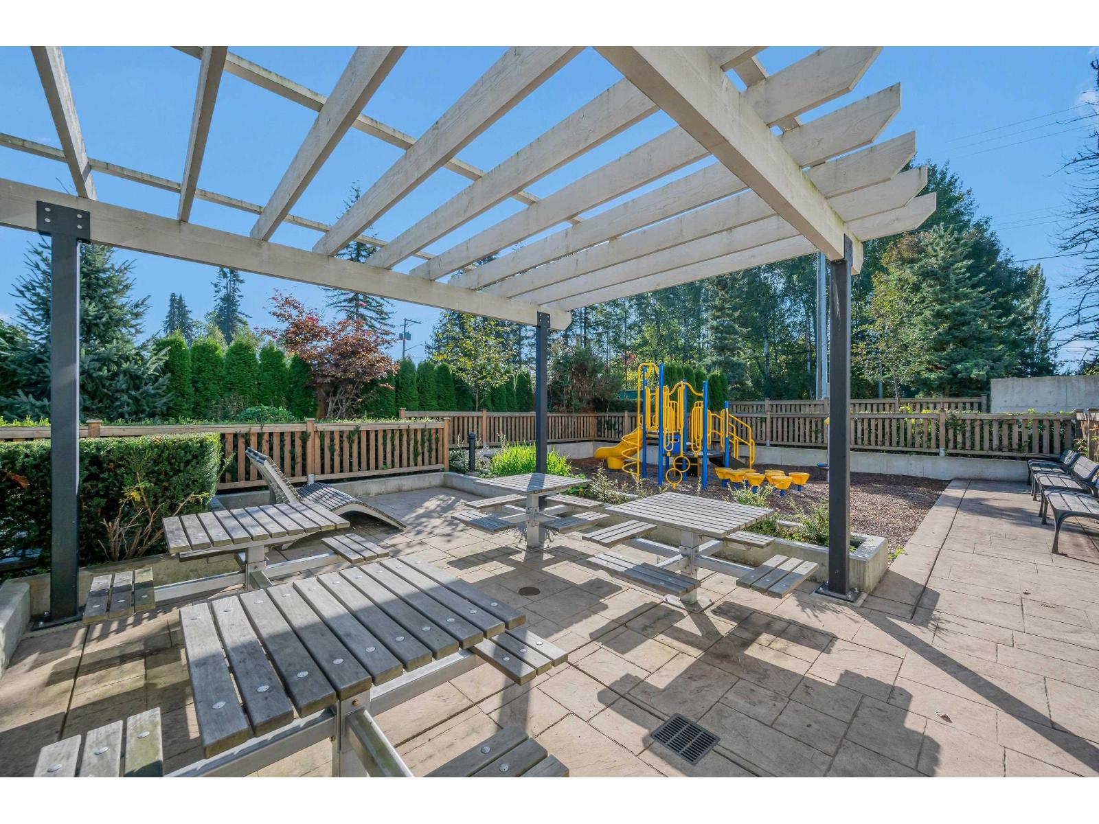 309 20362 72b Avenue Property Photo 16