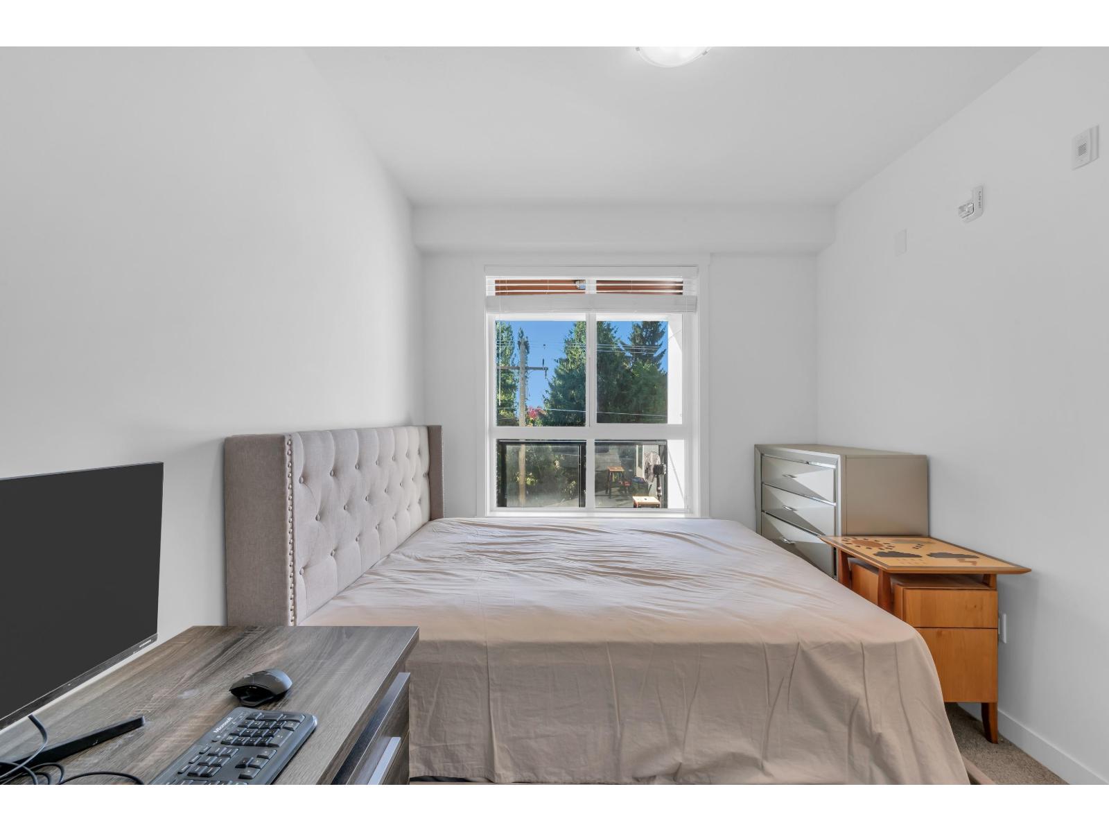 309 20362 72b Avenue Property Photo 26