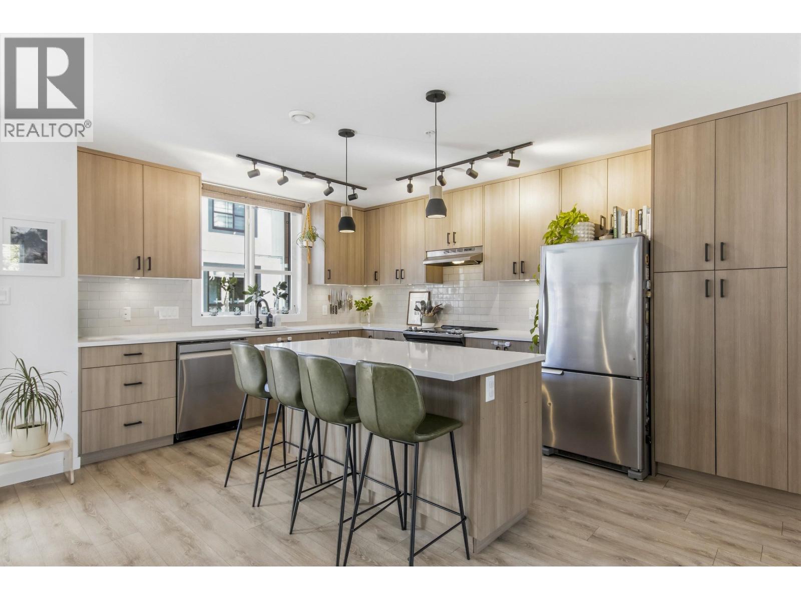 16 39769 Government Road Property Photo 1
