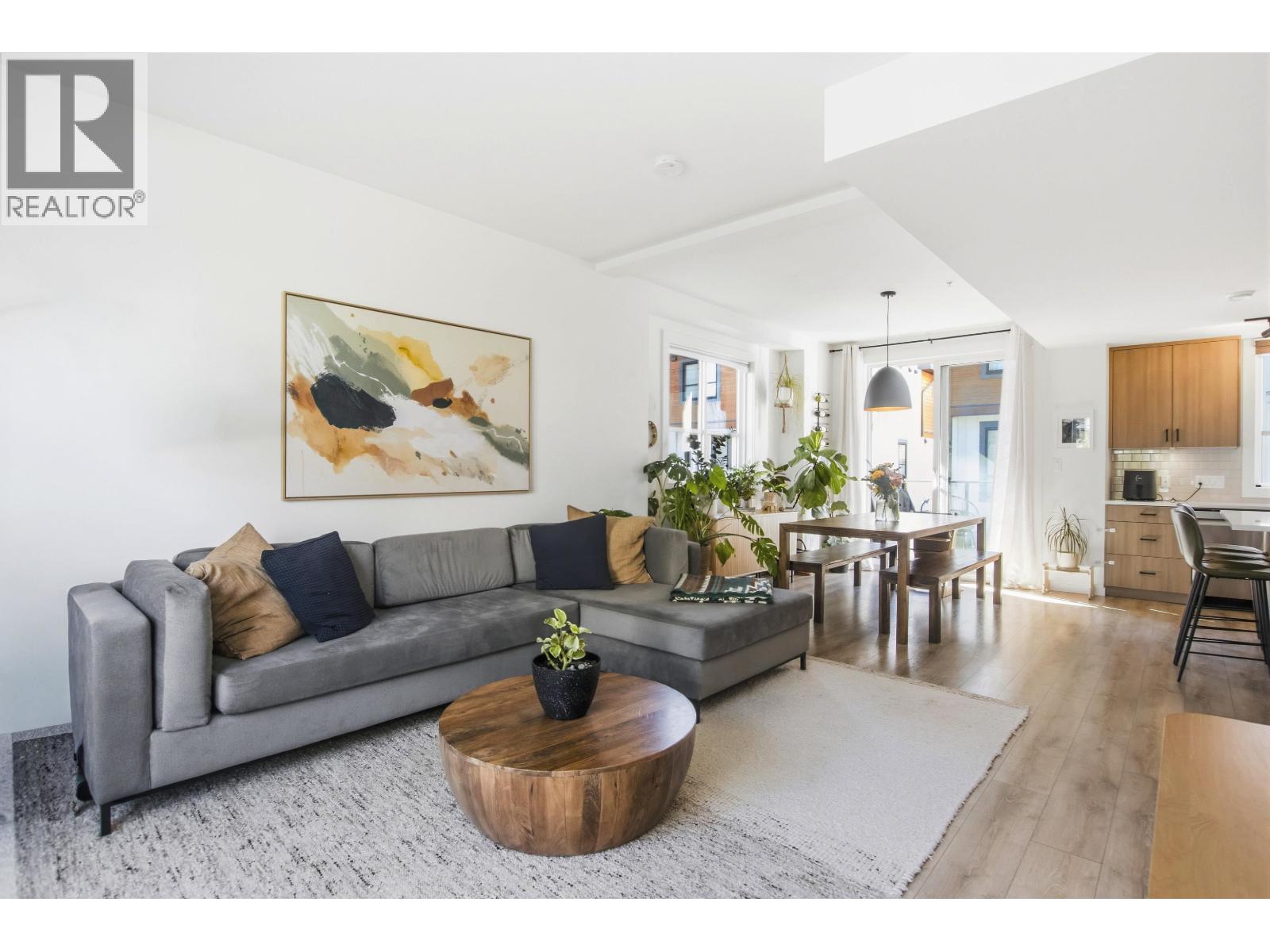 16 39769 Government Road Property Photo 10