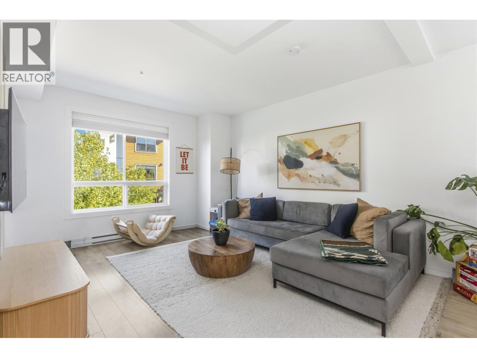 16 39769 Government Road Property Photo 11