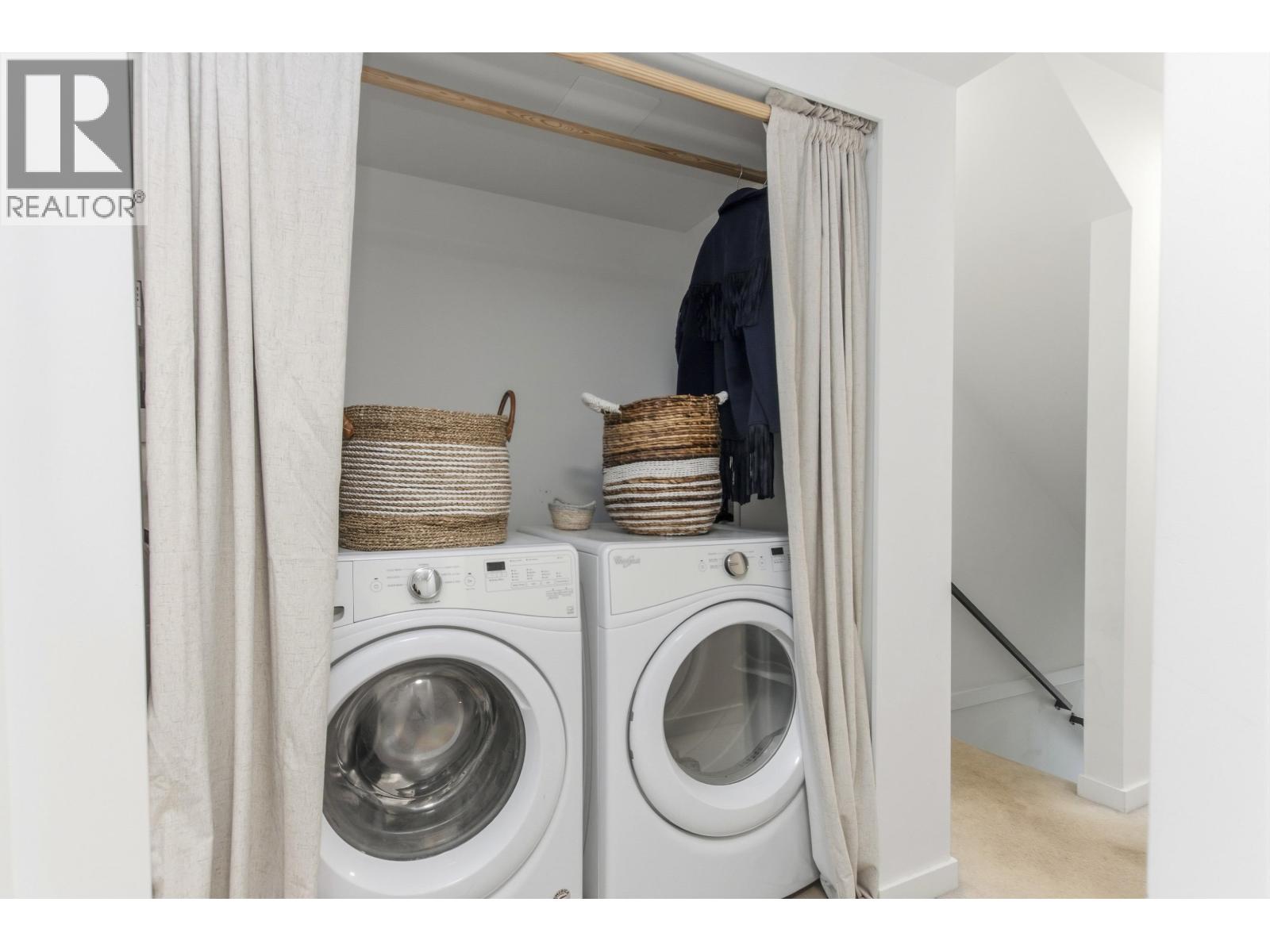 16 39769 Government Road Property Photo 13
