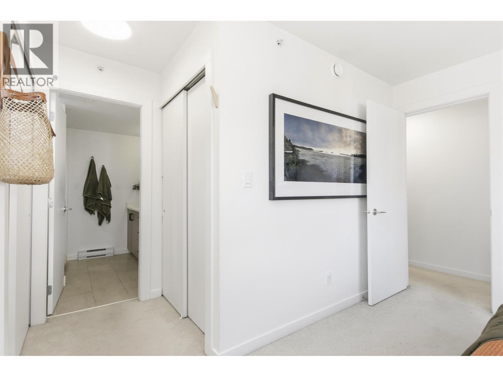 16 39769 Government Road Property Photo 15