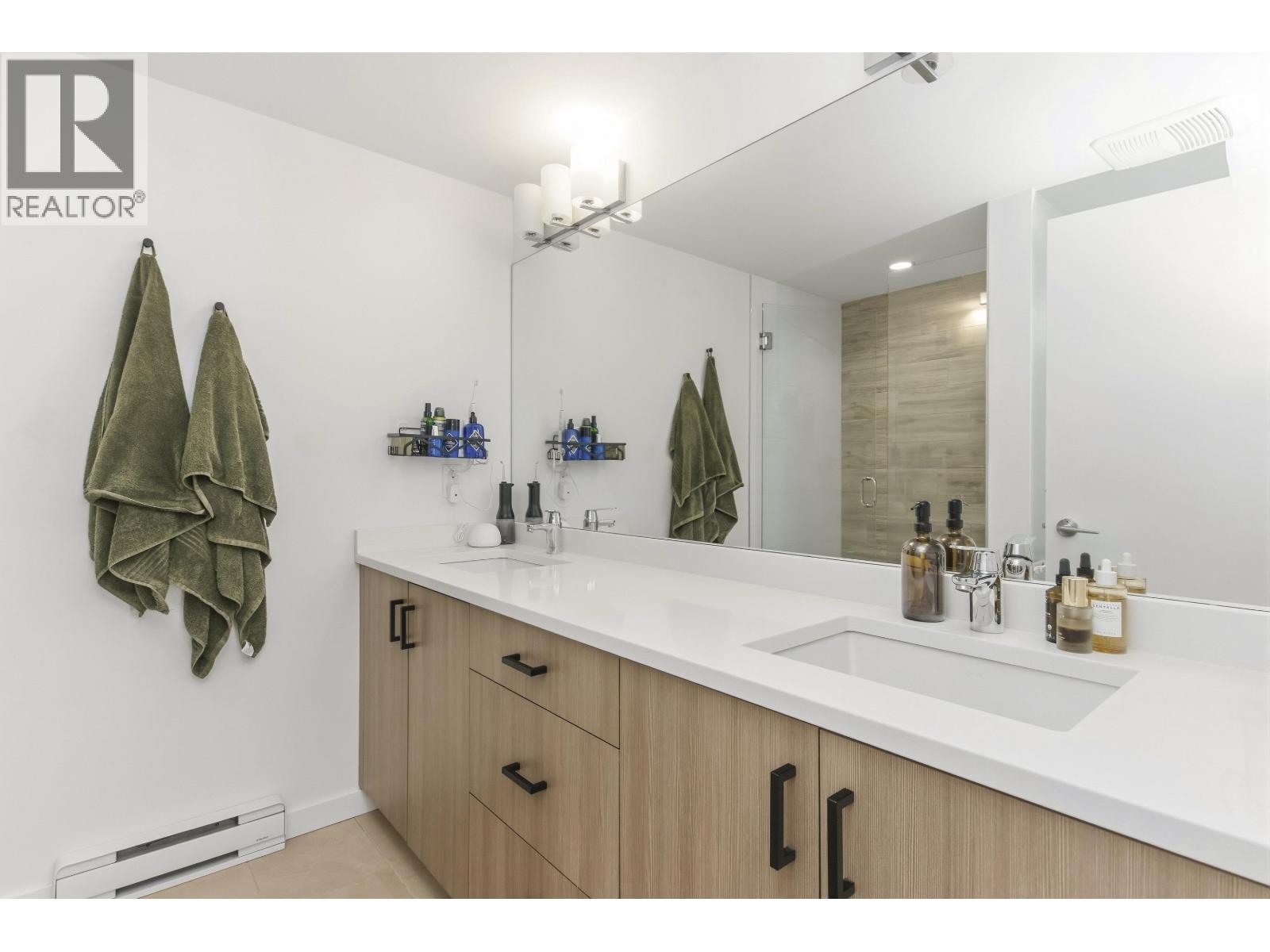 16 39769 Government Road Property Photo 16