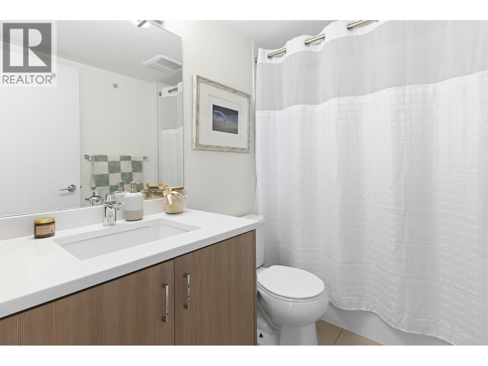 16 39769 Government Road Property Photo 19