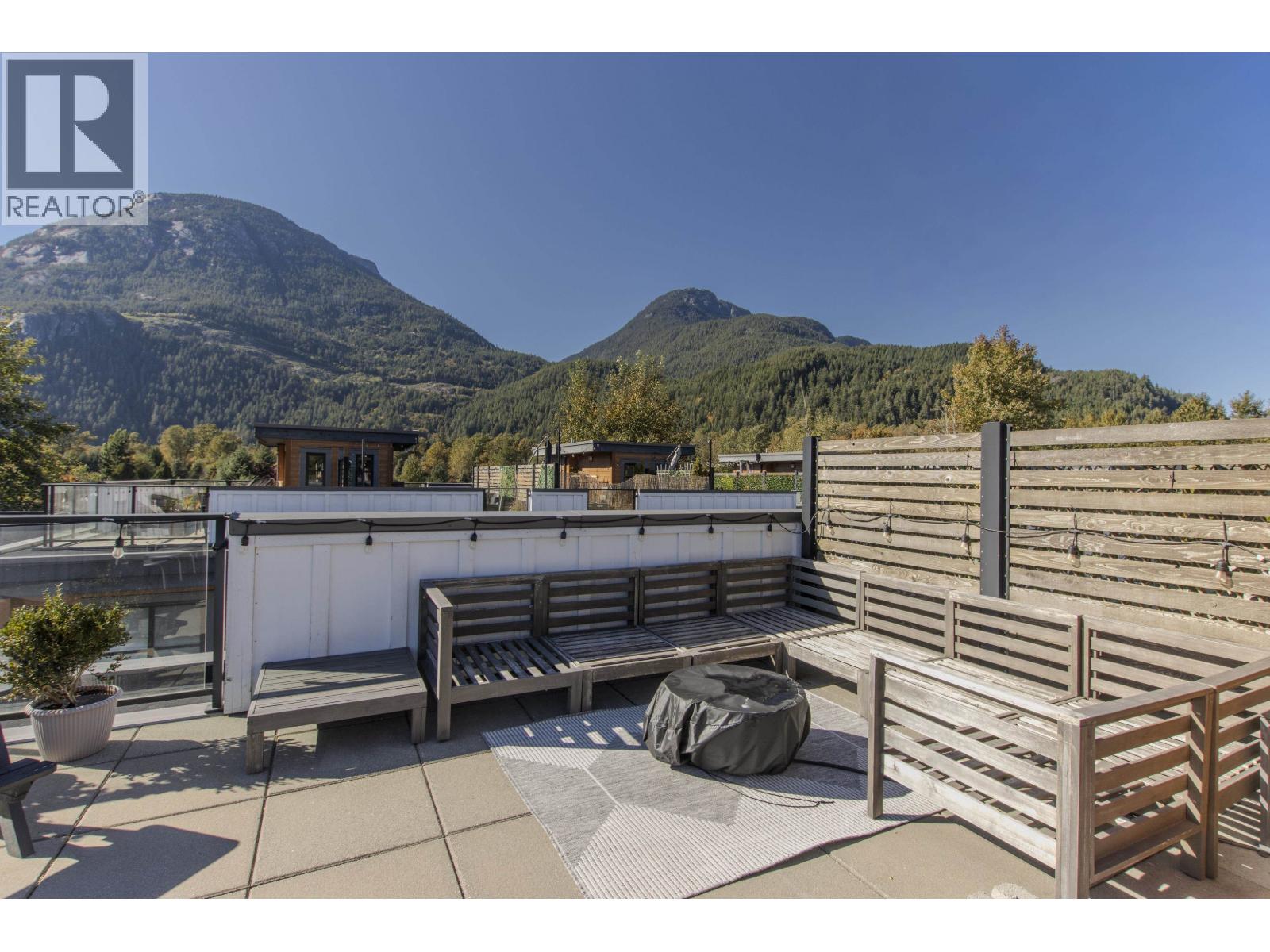 16 39769 Government Road Property Photo 24