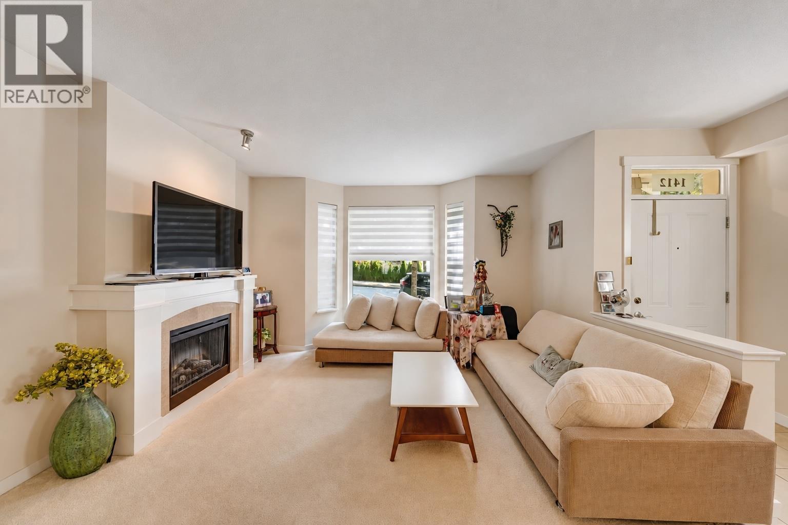 1412 Marguerite Street Property Photo 2