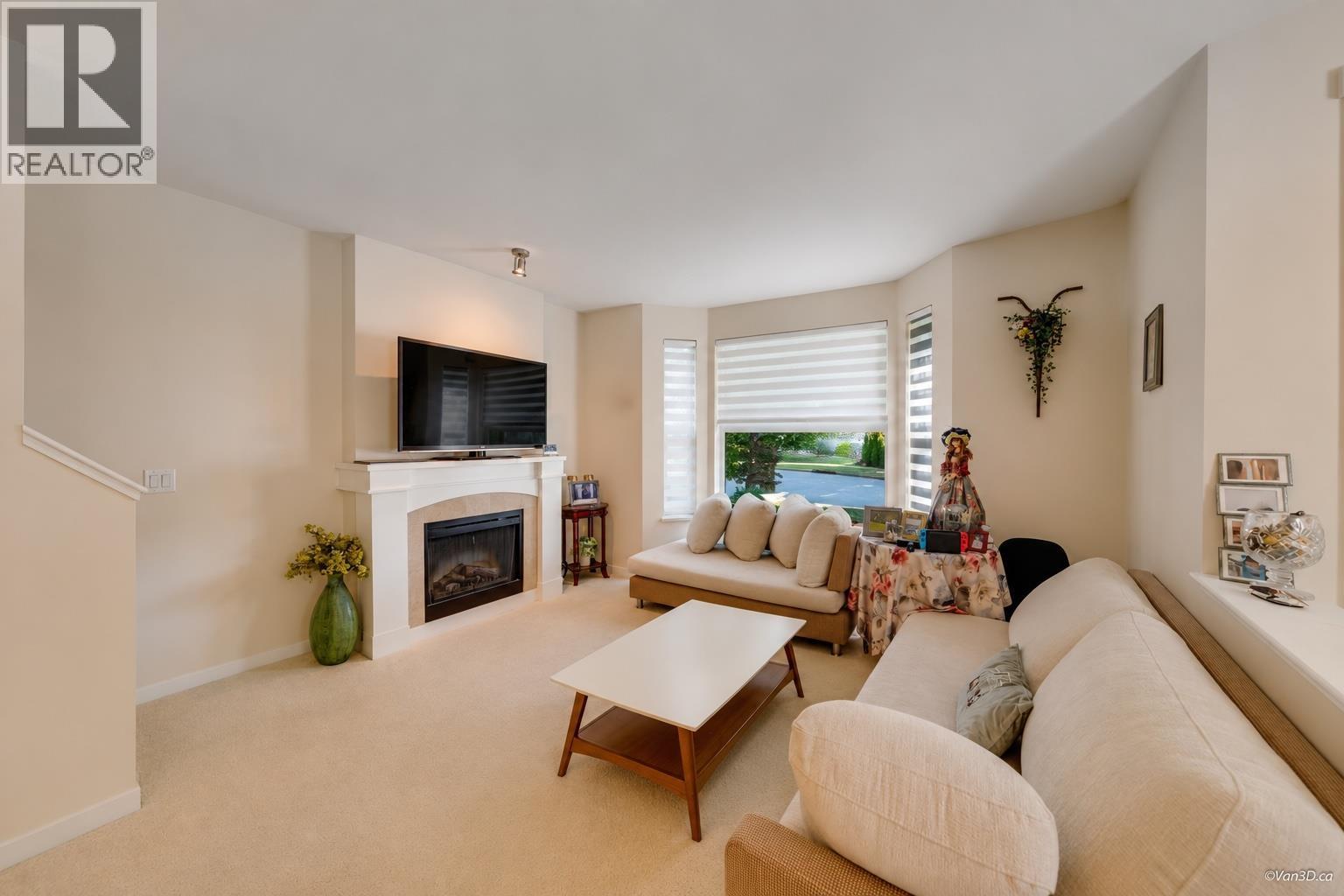 1412 Marguerite Street Property Photo 3