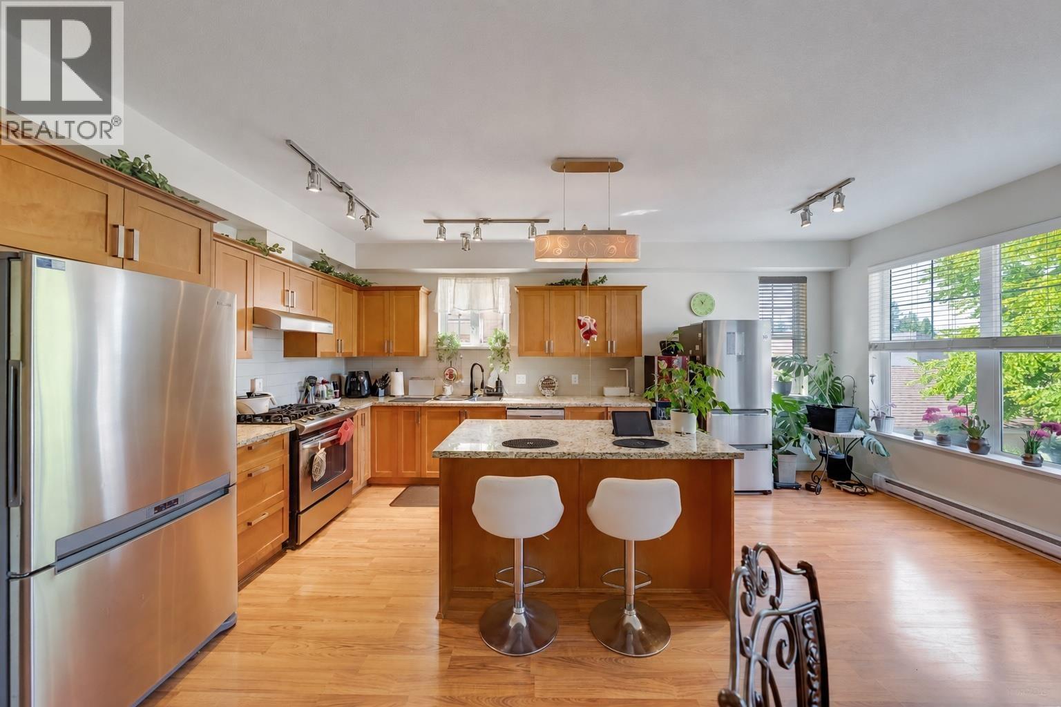 1412 Marguerite Street Property Photo 12