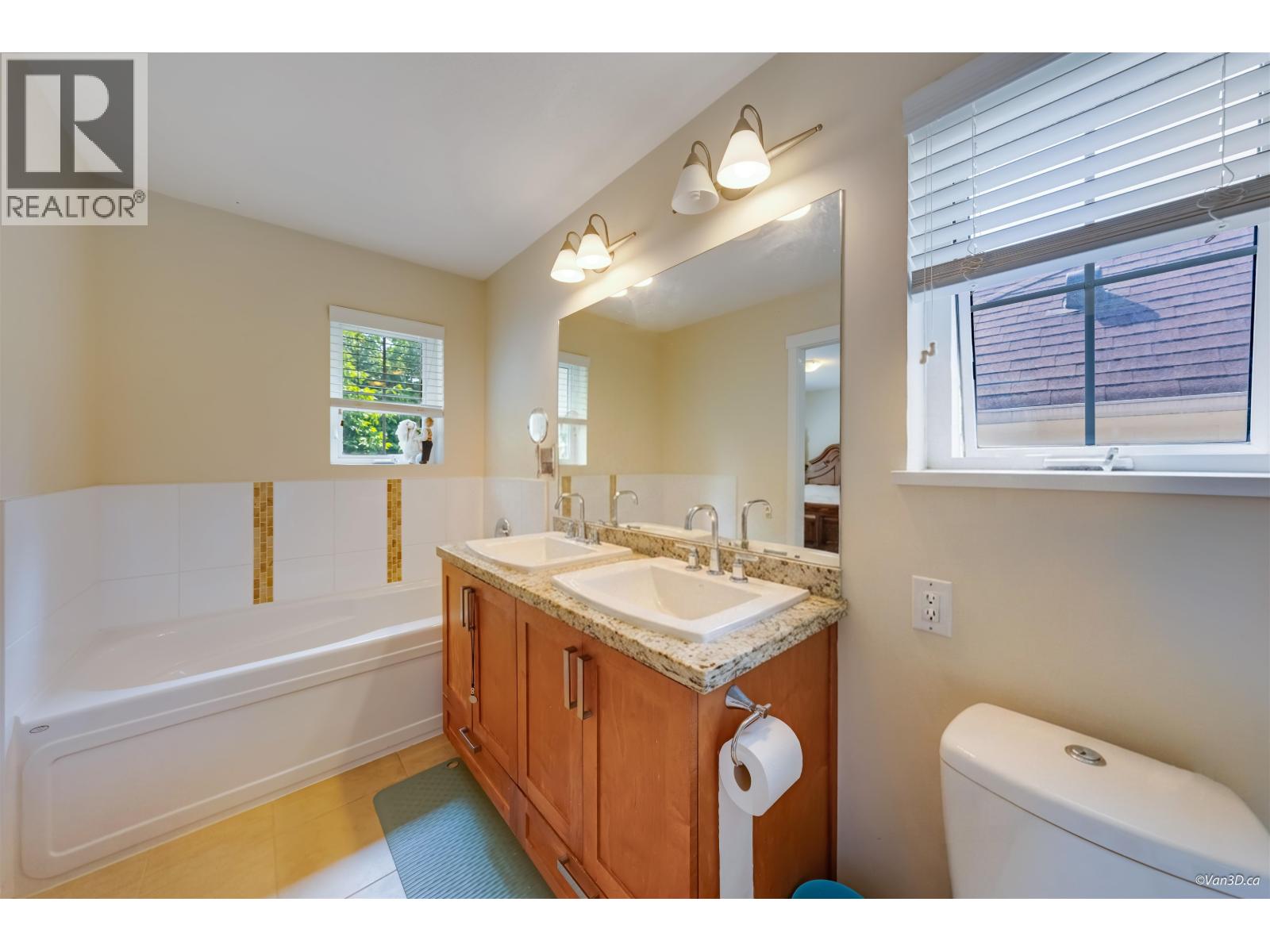 1412 Marguerite Street Property Photo 18