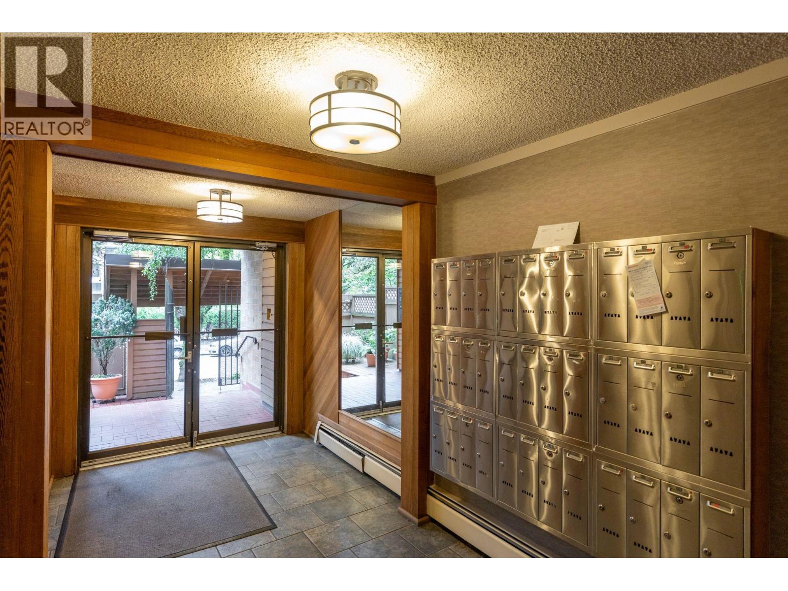 301 1930 W 3rd Avenue Property Photo 37