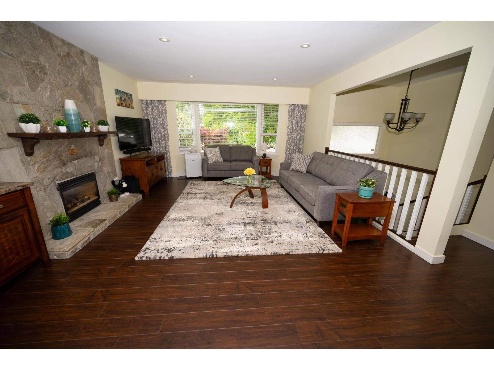 4536 199a Street Property Photo 5