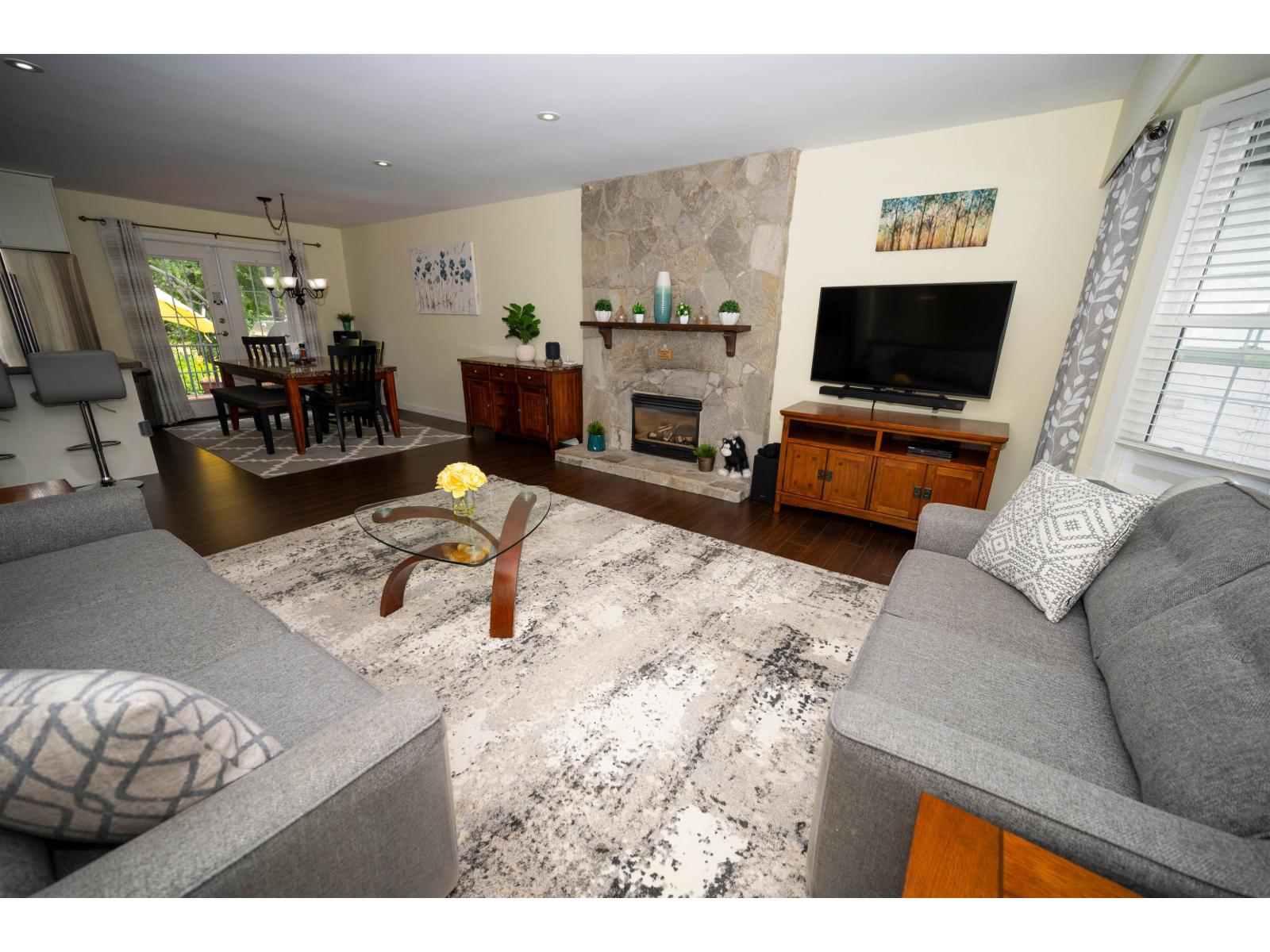 4536 199a Street Property Photo 6