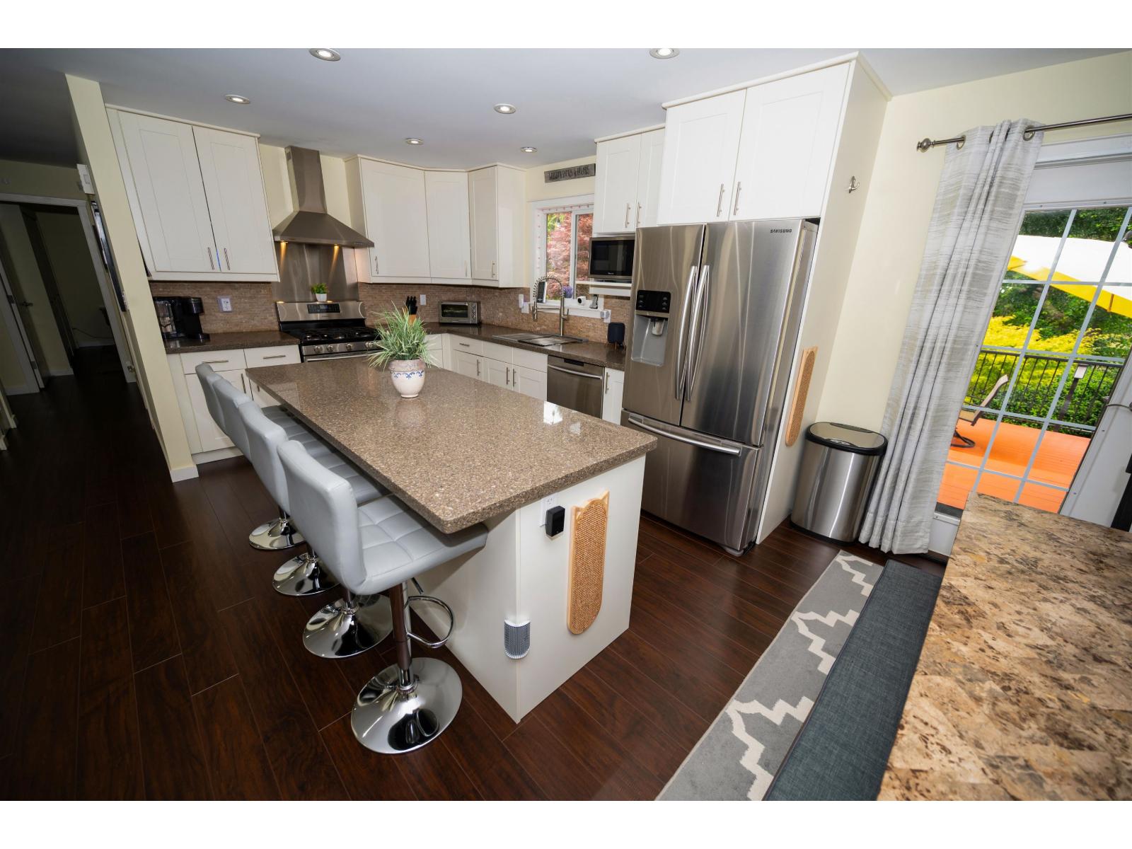 4536 199a Street Property Photo 9