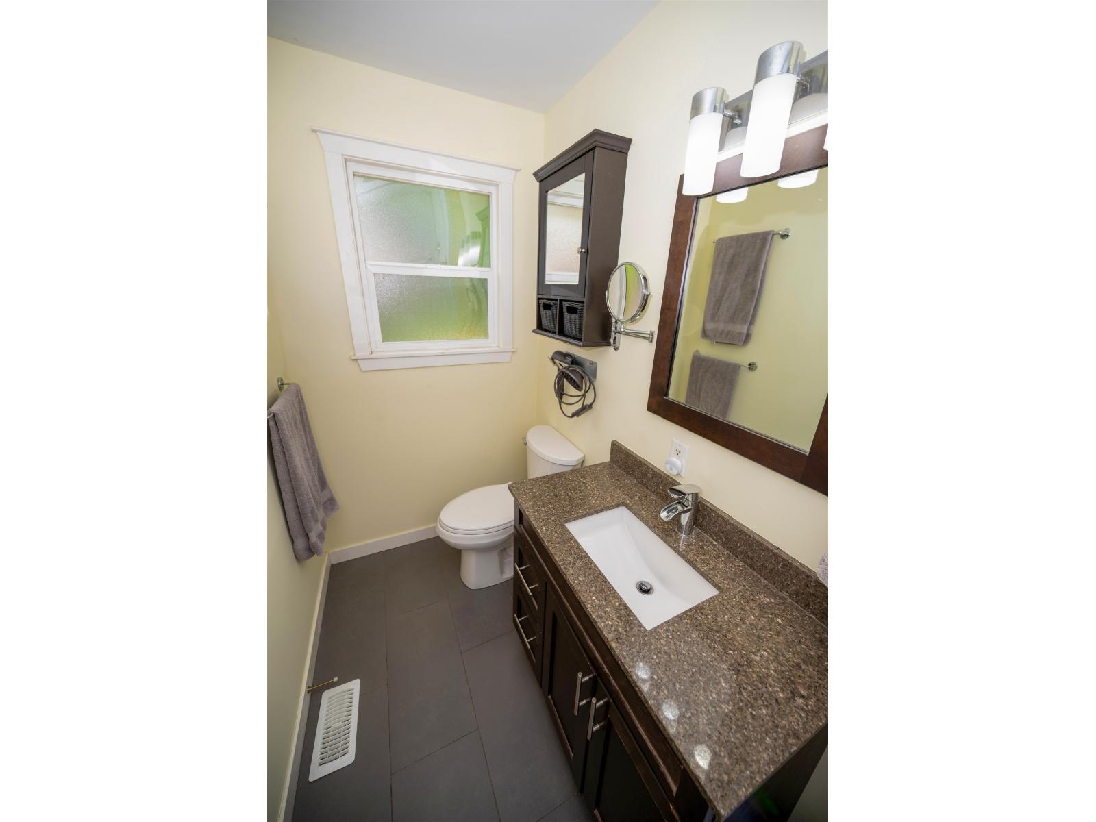 4536 199a Street Property Photo 22