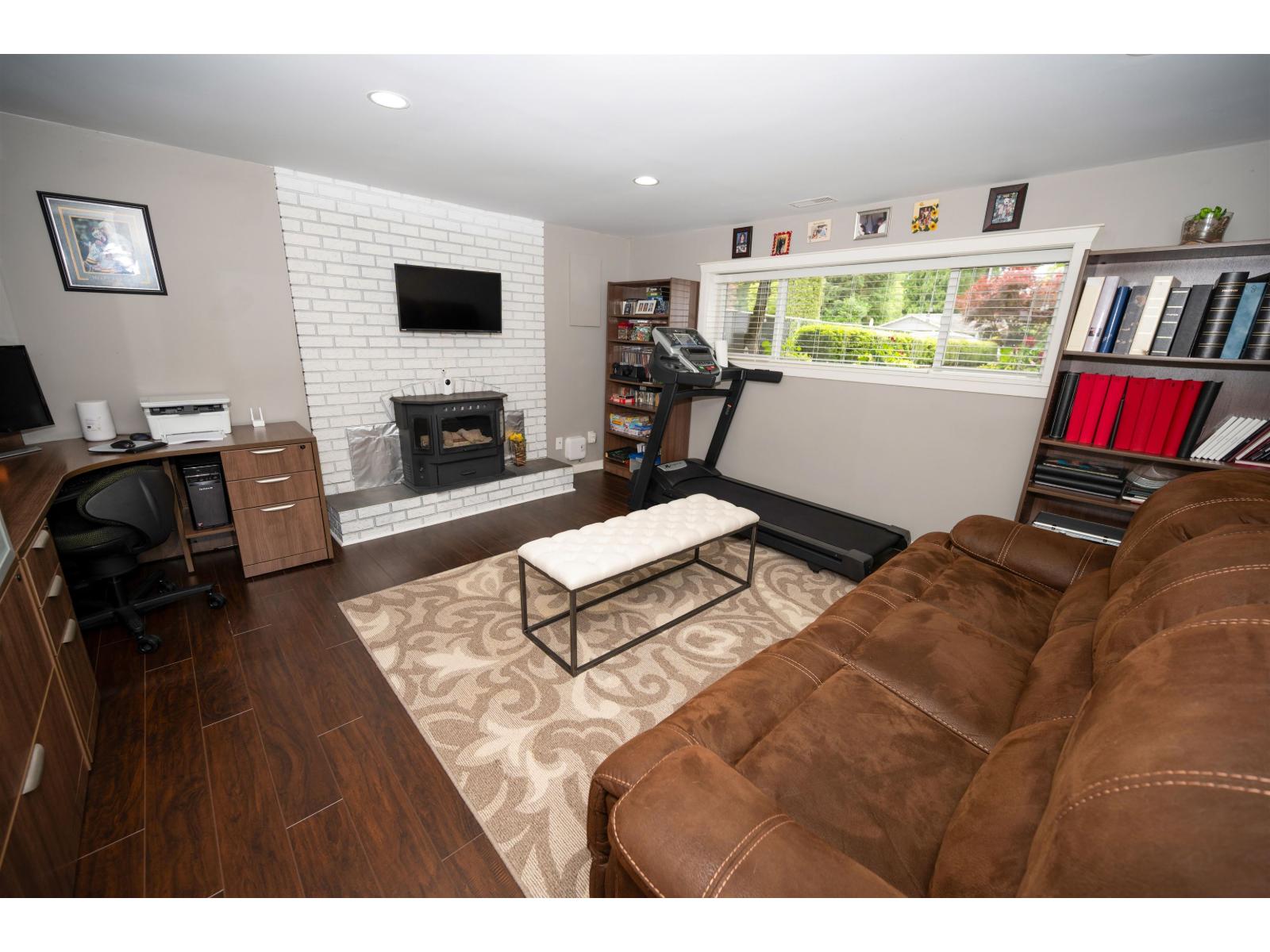 4536 199a Street Property Photo 28