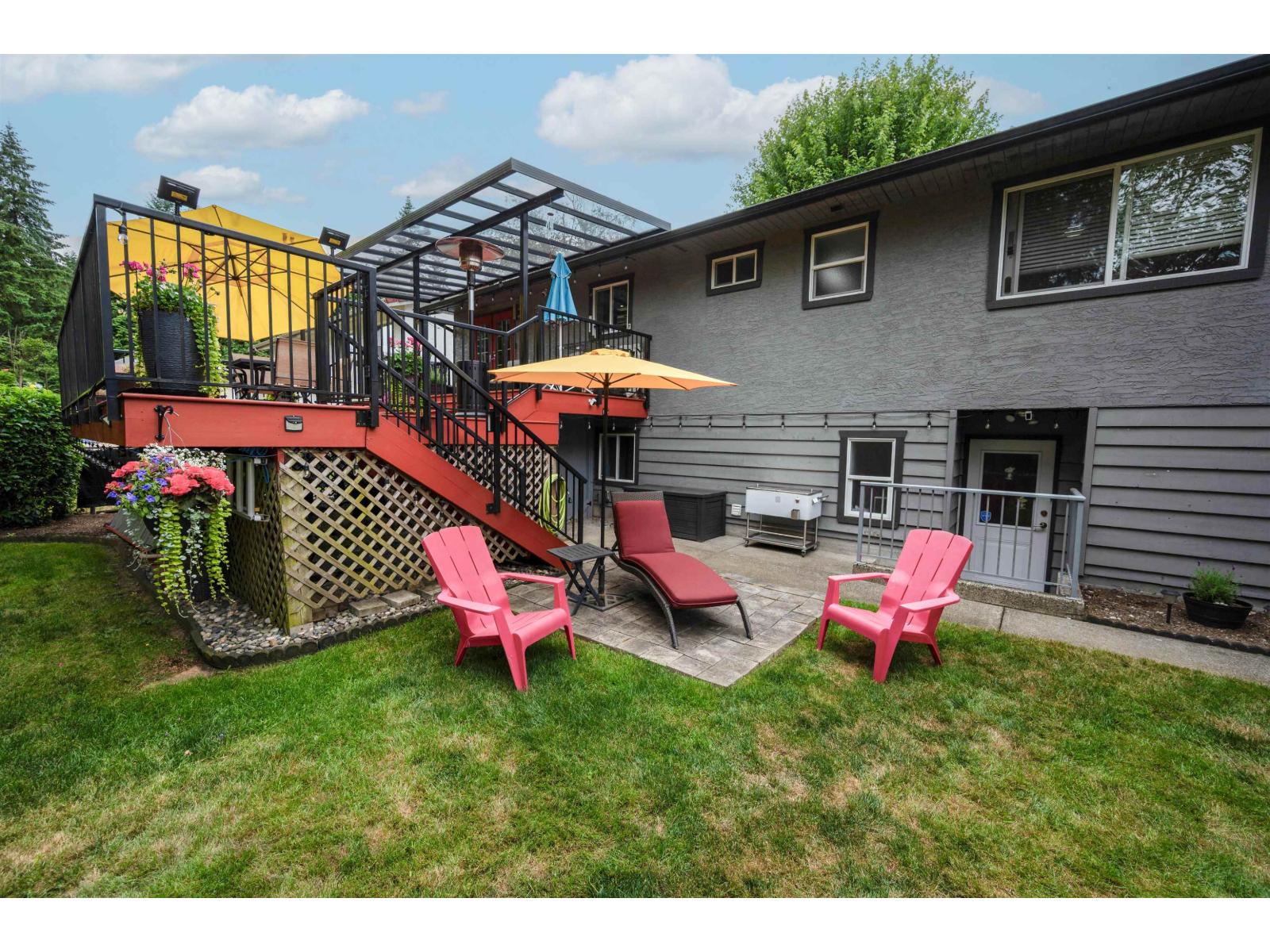 4536 199a Street Property Photo 32