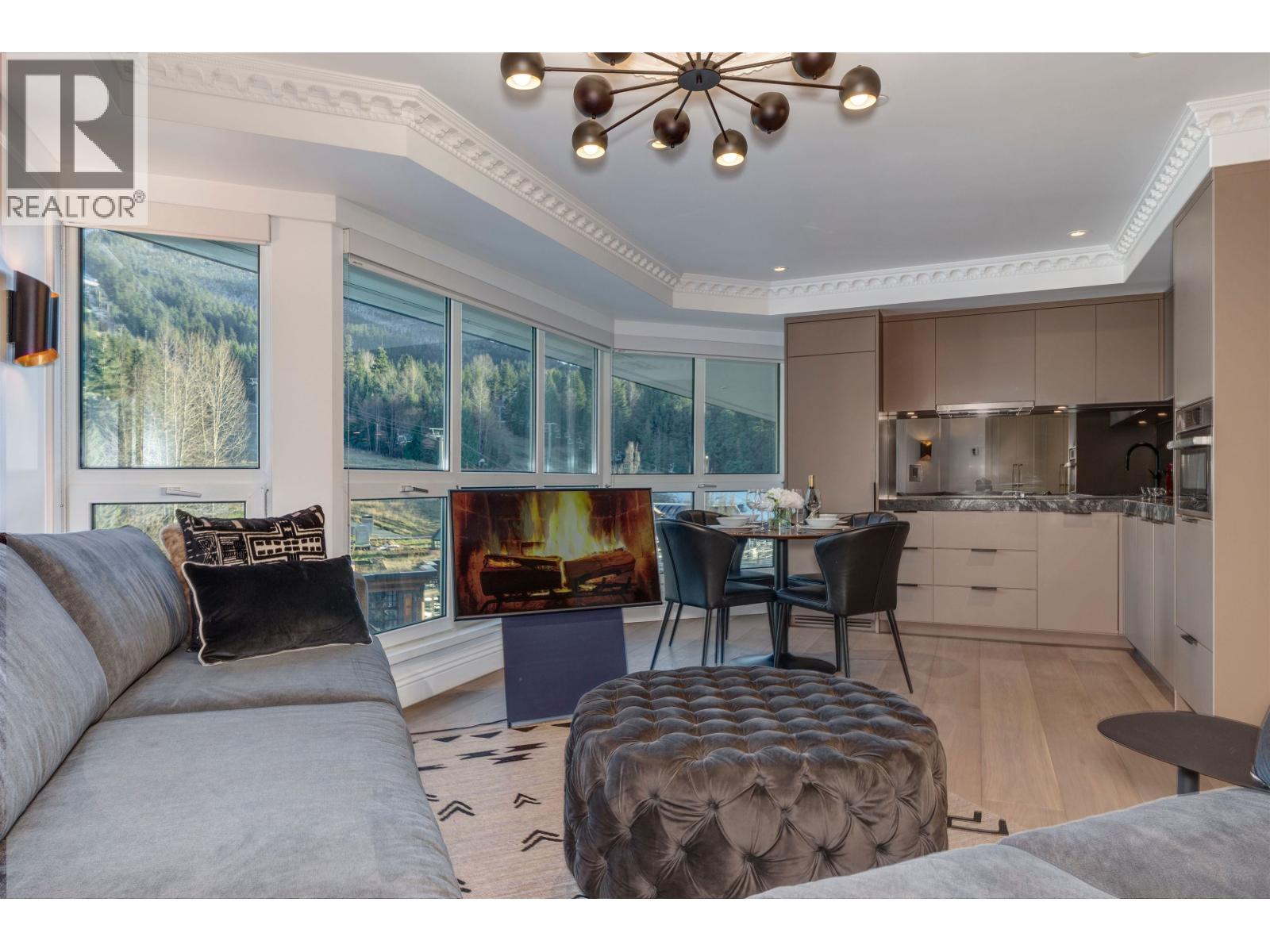 401 4557 Blackcomb Way Property Photo 13