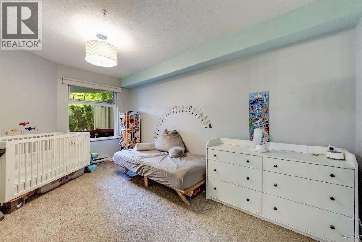 116 4723 Dawson Street Property Photo 10