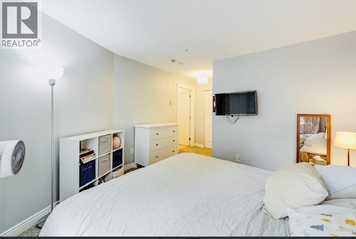 116 4723 Dawson Street Property Photo 13