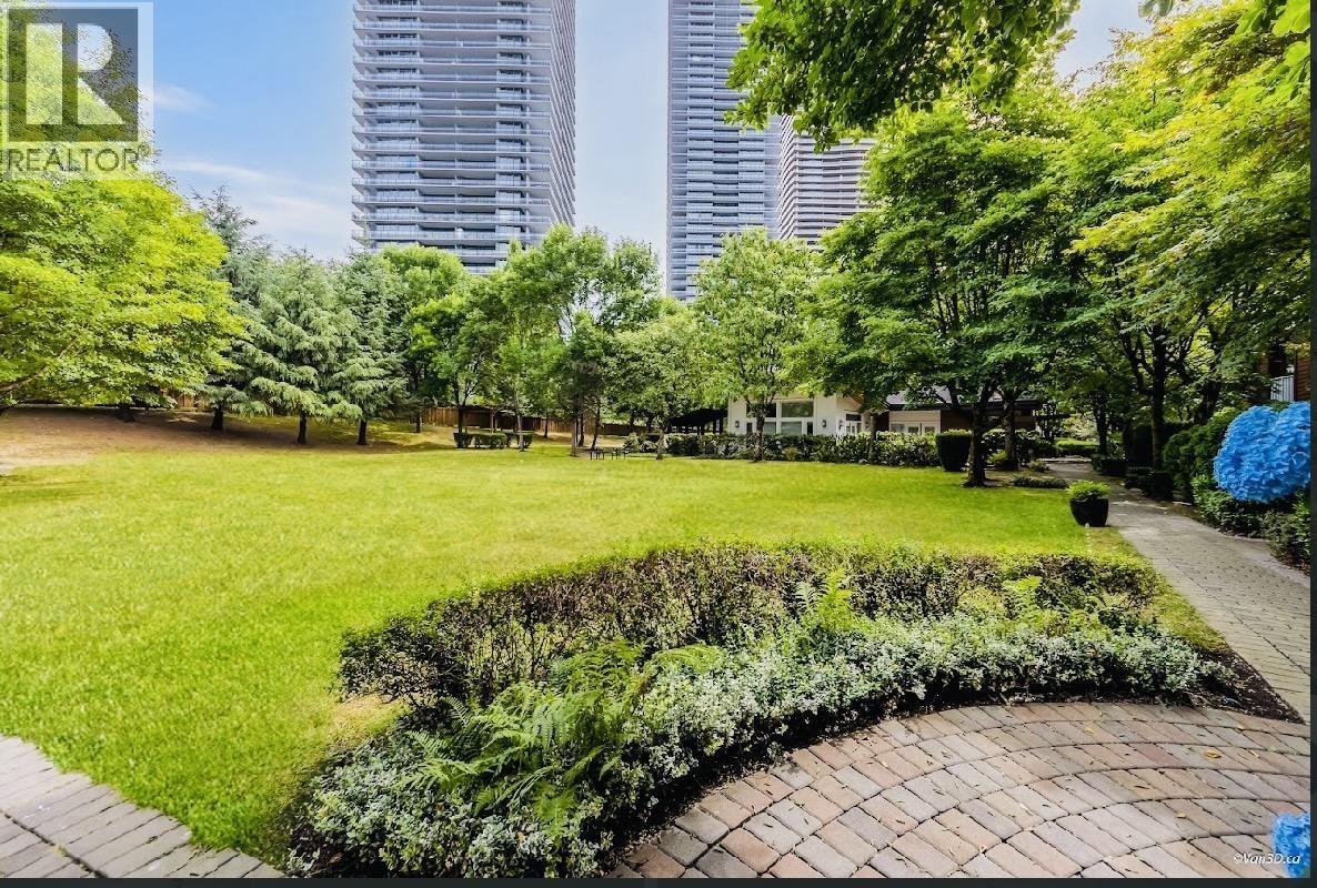 116 4723 Dawson Street Property Photo 16