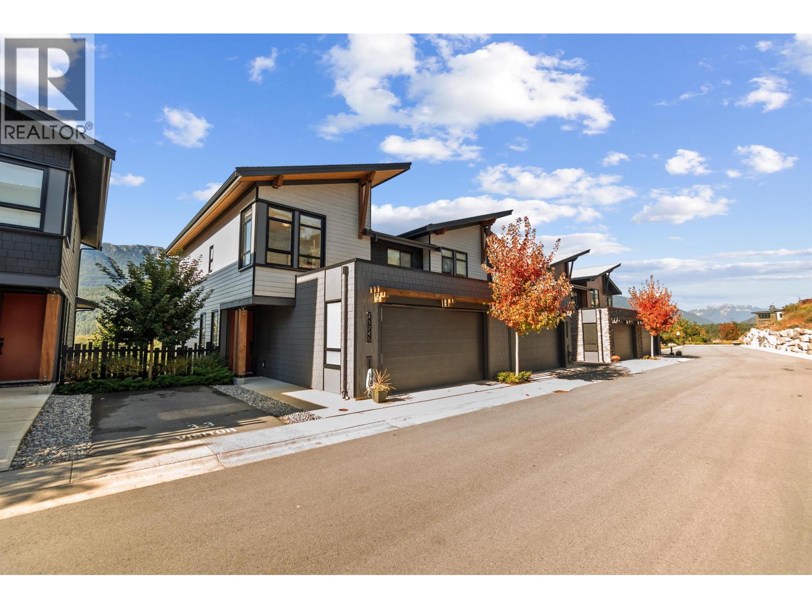 41245 Highline Place Property Photo 1