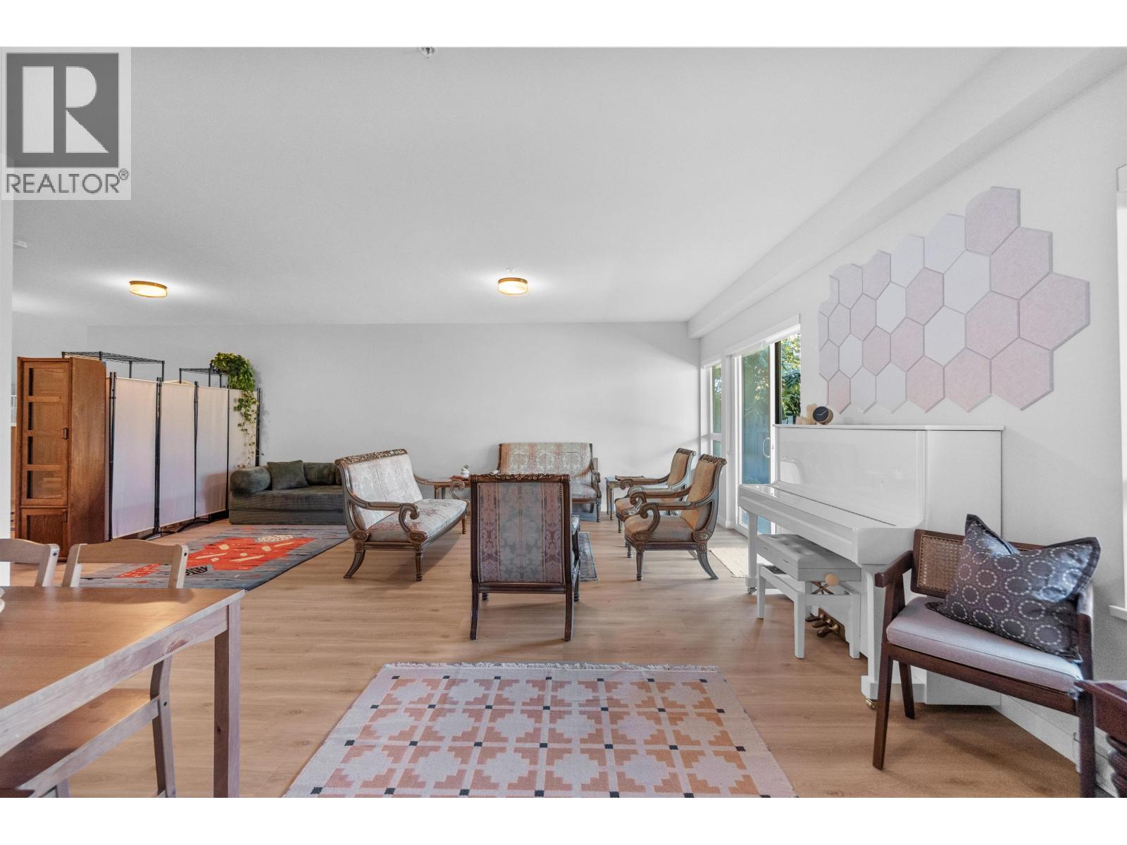 41245 Highline Place Property Photo 27