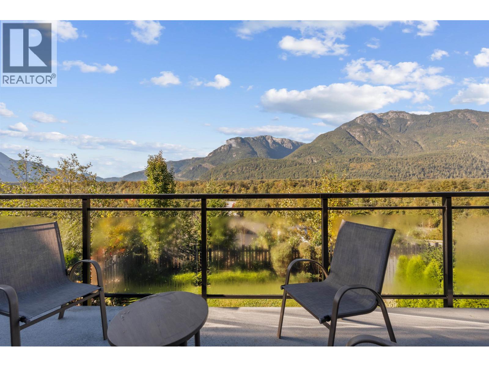 41245 Highline Place Property Photo 32