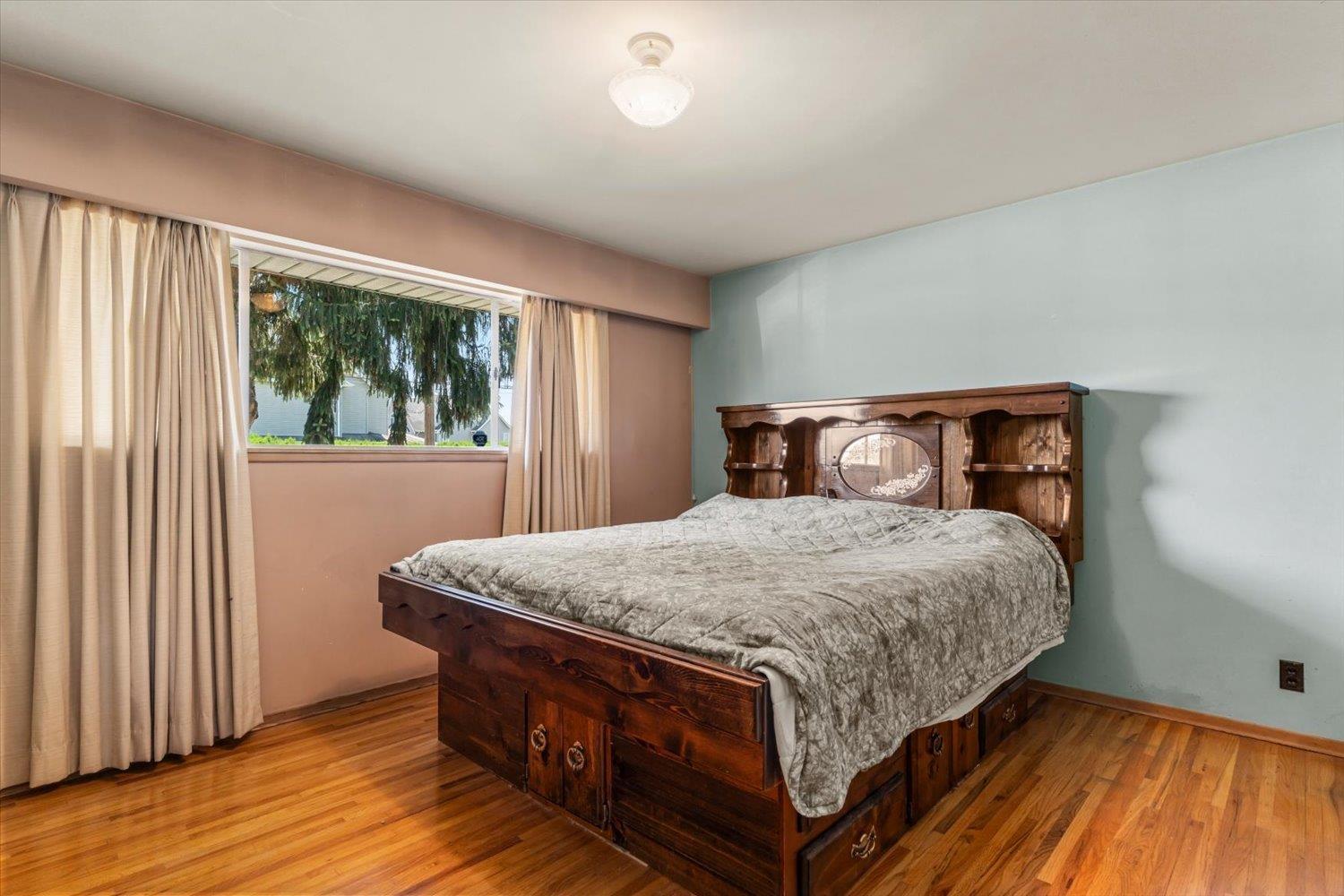 9481 Woodbine Street Property Photo 15