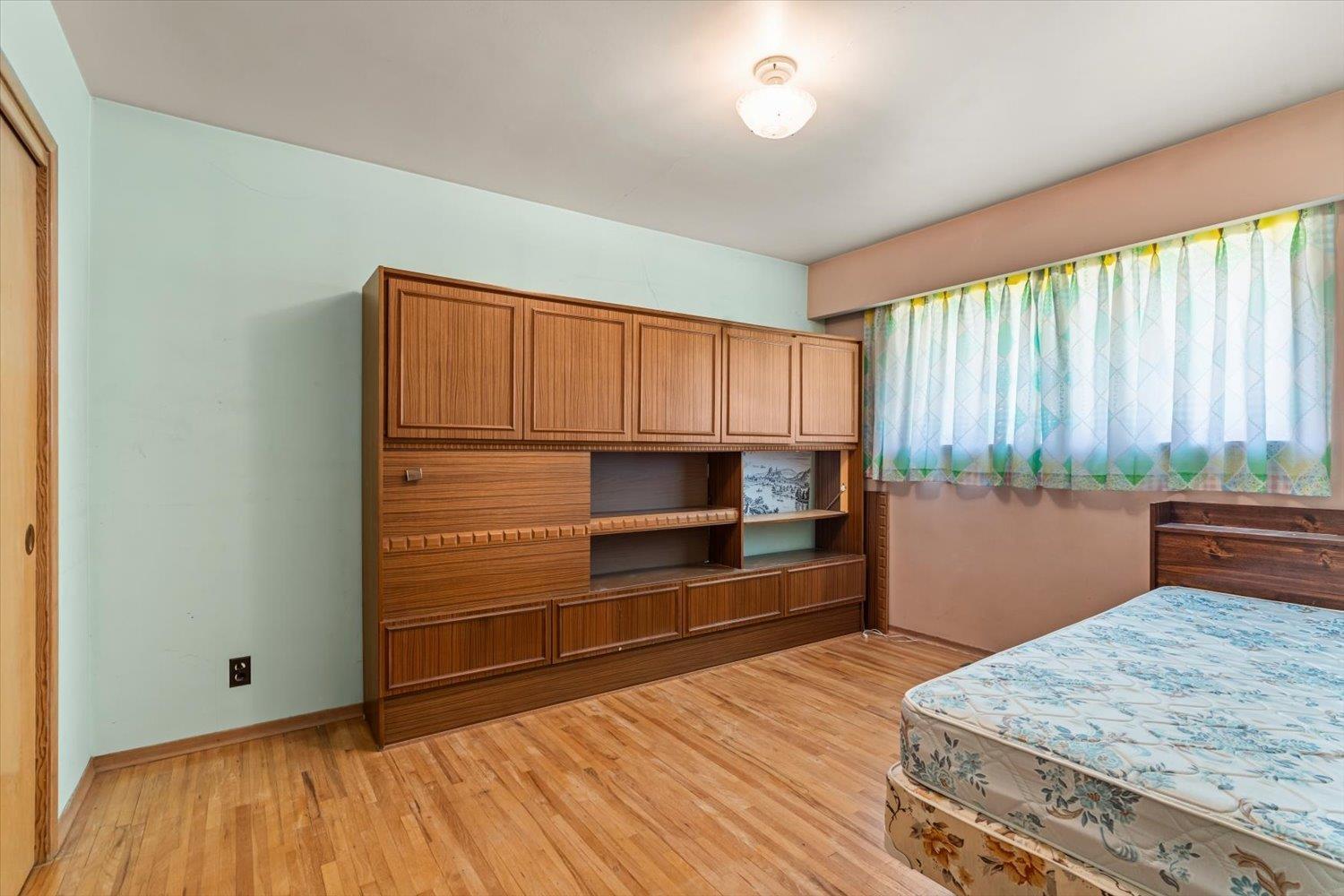 9481 Woodbine Street Property Photo 18