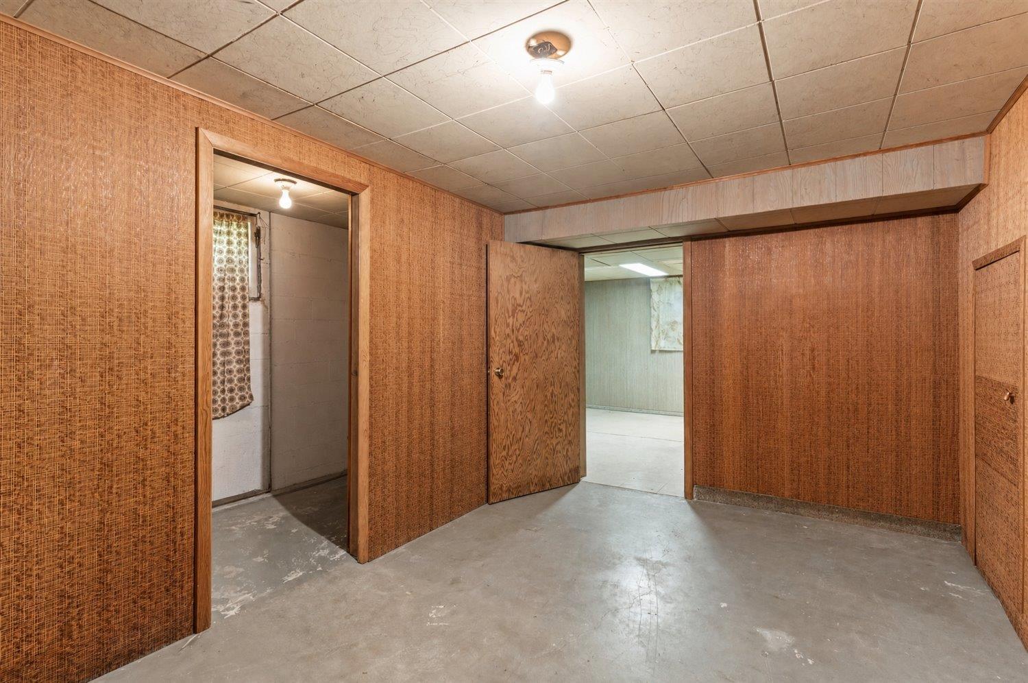 9481 Woodbine Street Property Photo 29