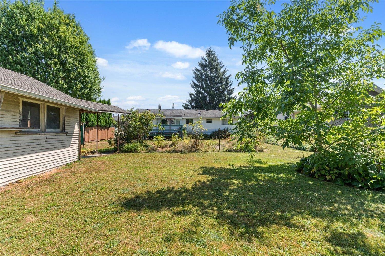 9481 Woodbine Street Property Photo 35